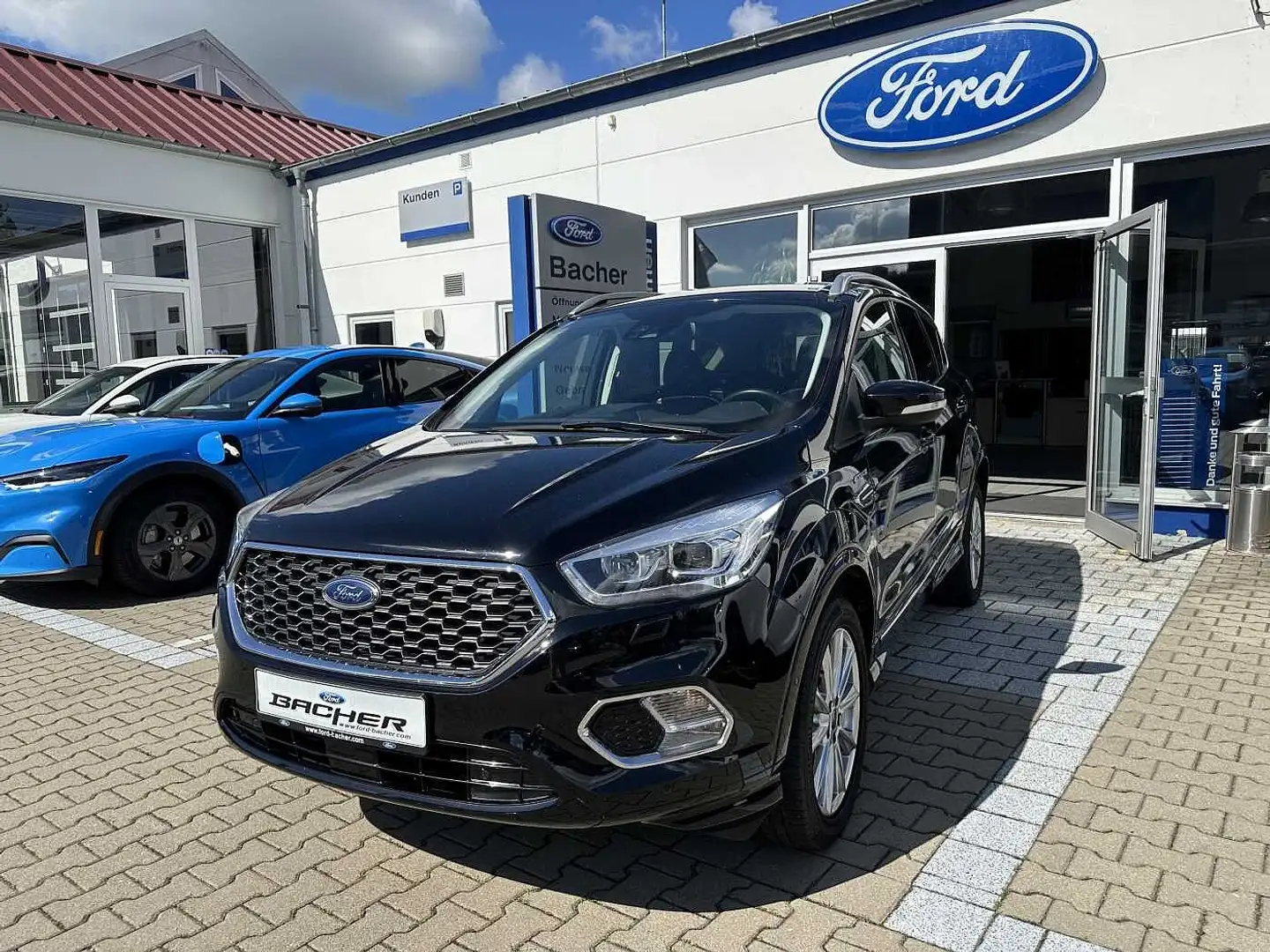 Ford Kuga 1.5 EcoBoost Vignale *LEDER*NAVI*XENON Noir - 1