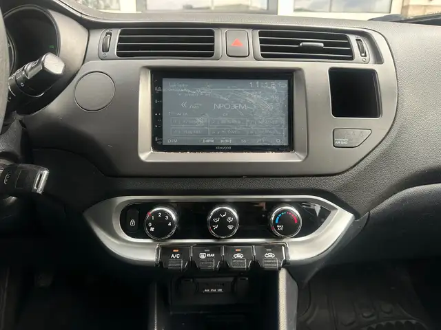 Kia Rio view 8