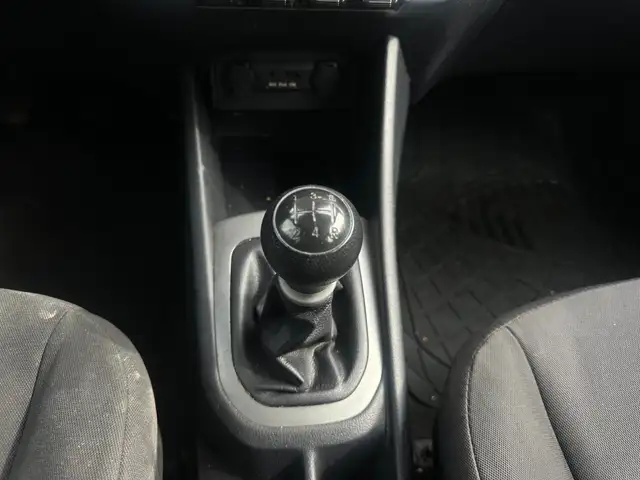 Kia Rio view 9