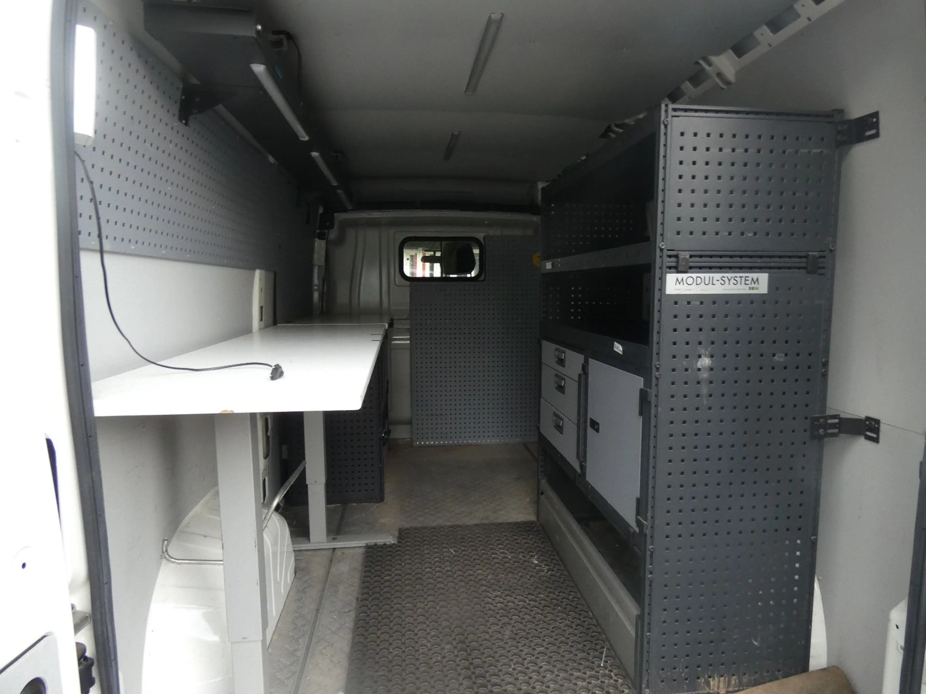 Peugeot Boxer Kasten Hochraum 333 L2H2 Premium BlueHDi 1 — photo 7