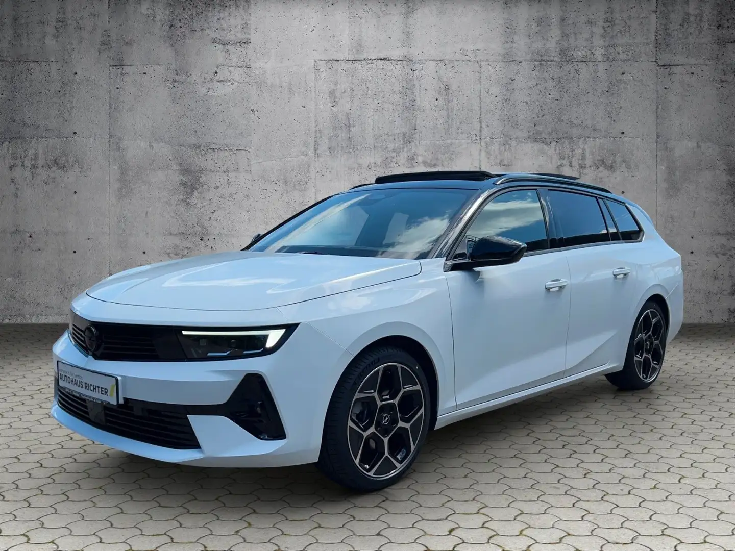 Opel Astra ST Ultimate AHZV, GLASDACH, PIXEL-LED, AGR Weiß - 1