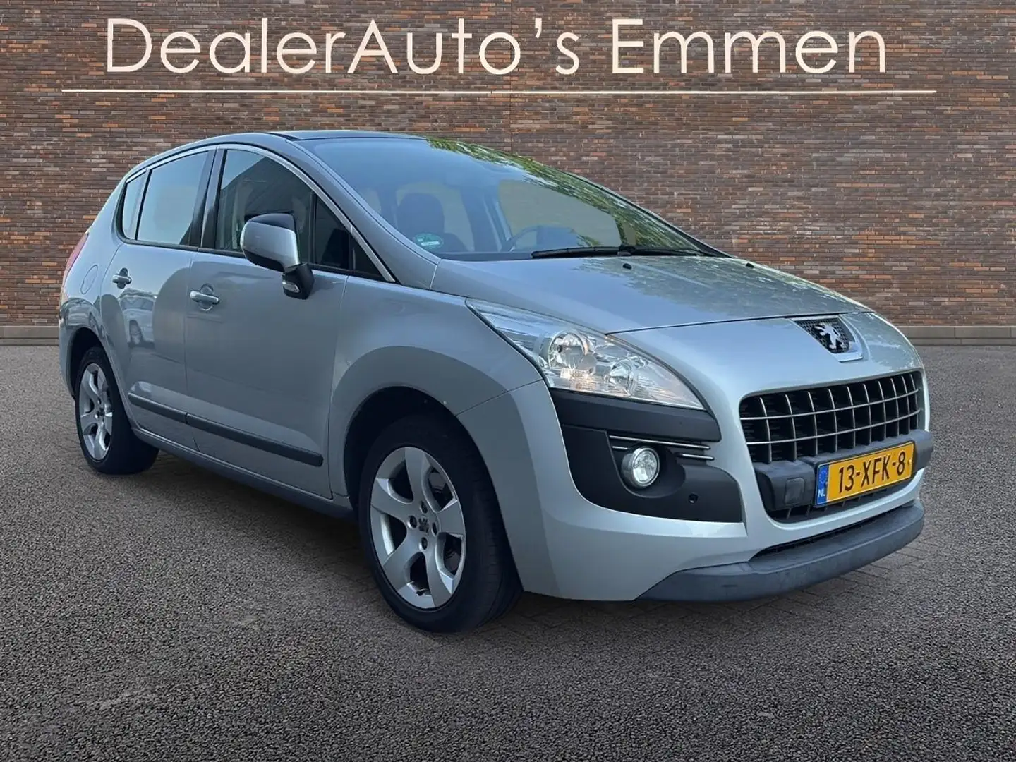 Peugeot 3008 1.6 156PK ECC LMV NAVI PANODAK Grijs - 1