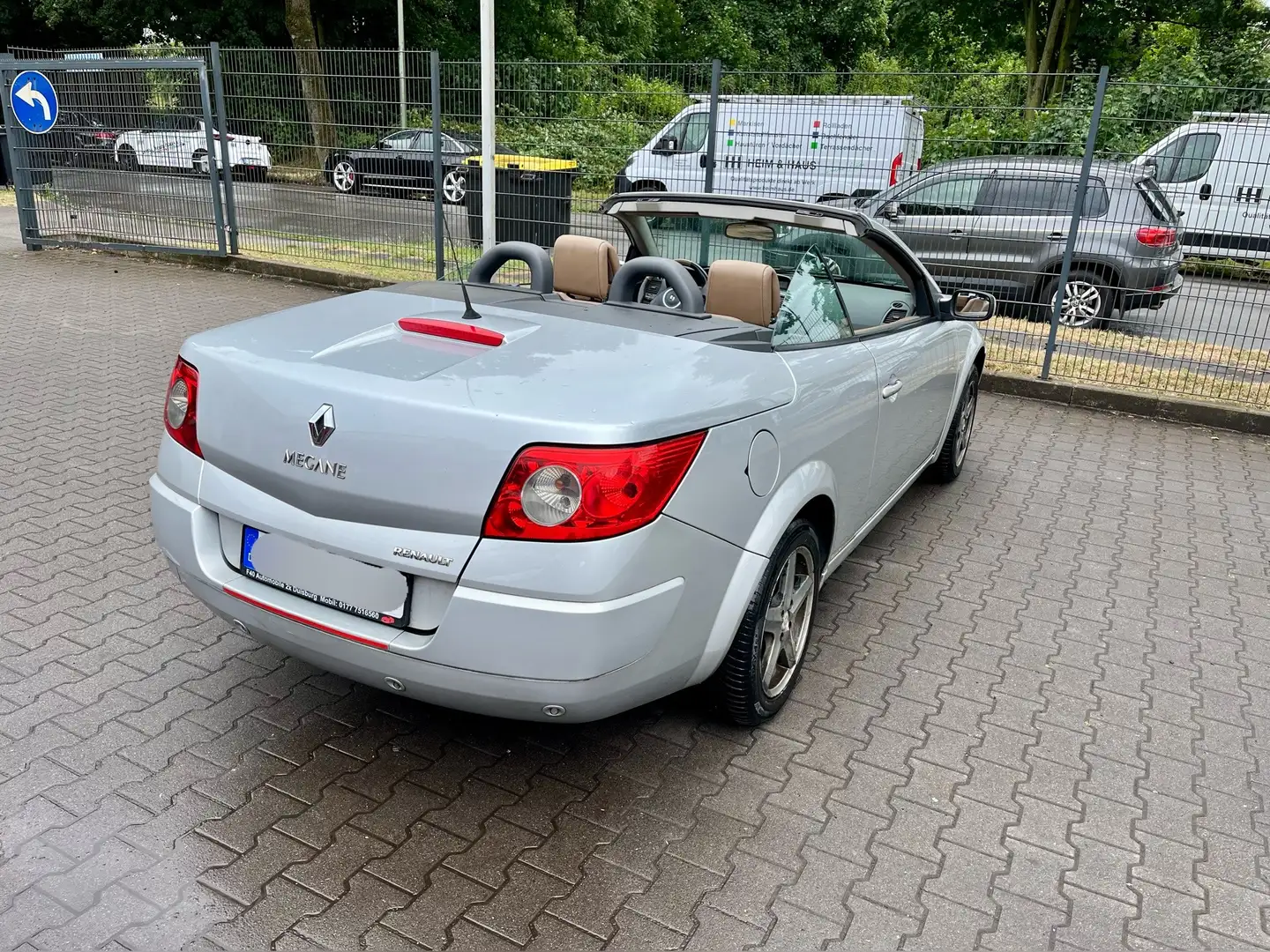 Renault Megane 1.9 dCi Coupe-Cabriolet - 2