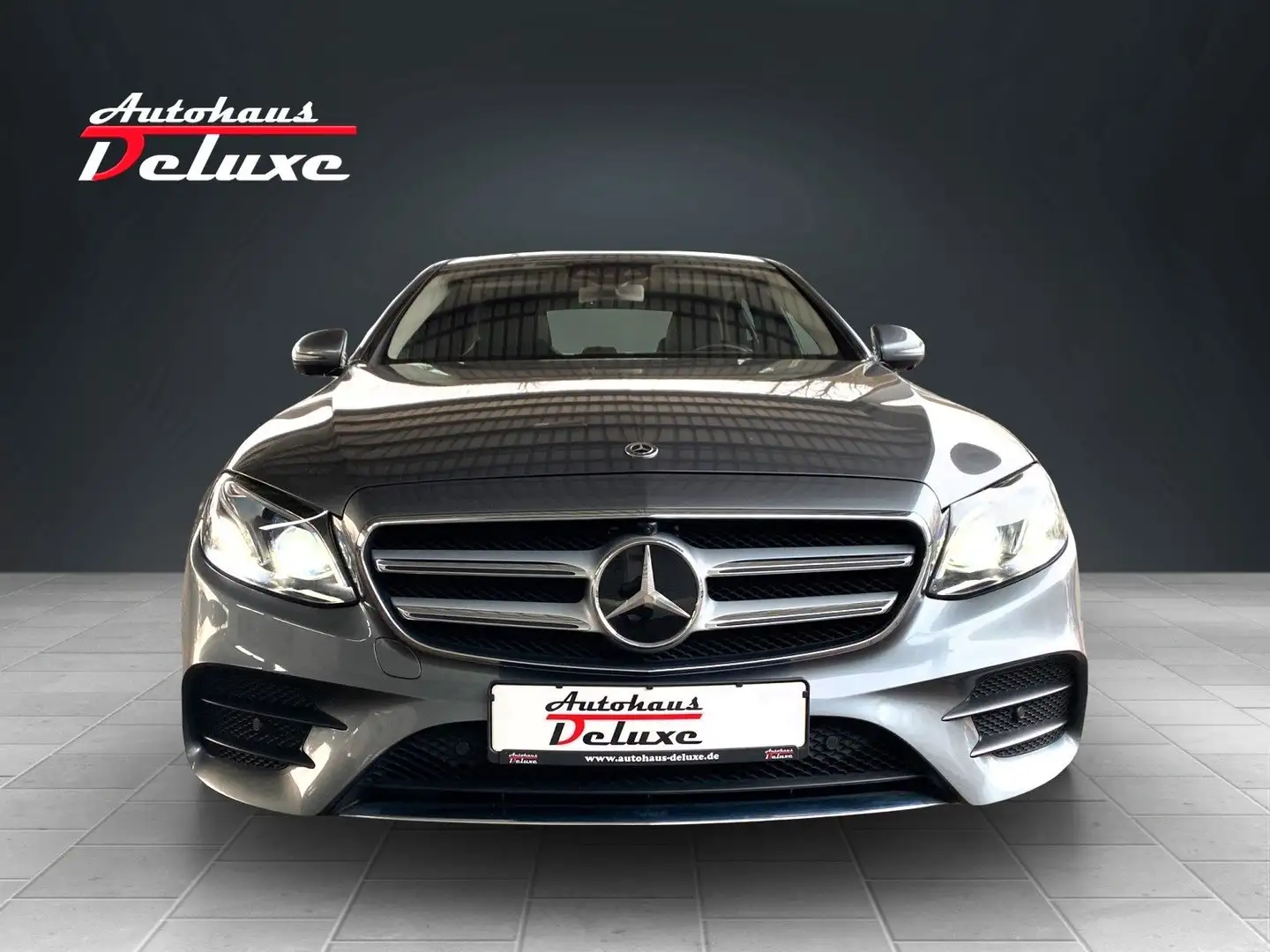 Mercedes-Benz E 300 de AMG-LINE NAVI-360°KAMERA-DISTRONIC-STHZ- Grigio - 2