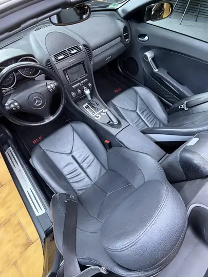 Mercedes-Benz SLK 350 ASI-BOOK SERVICE-XENO-FULL BLACK — foto 8
