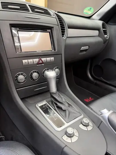 Mercedes-Benz SLK 350 ASI-BOOK SERVICE-XENO-FULL BLACK — foto 9