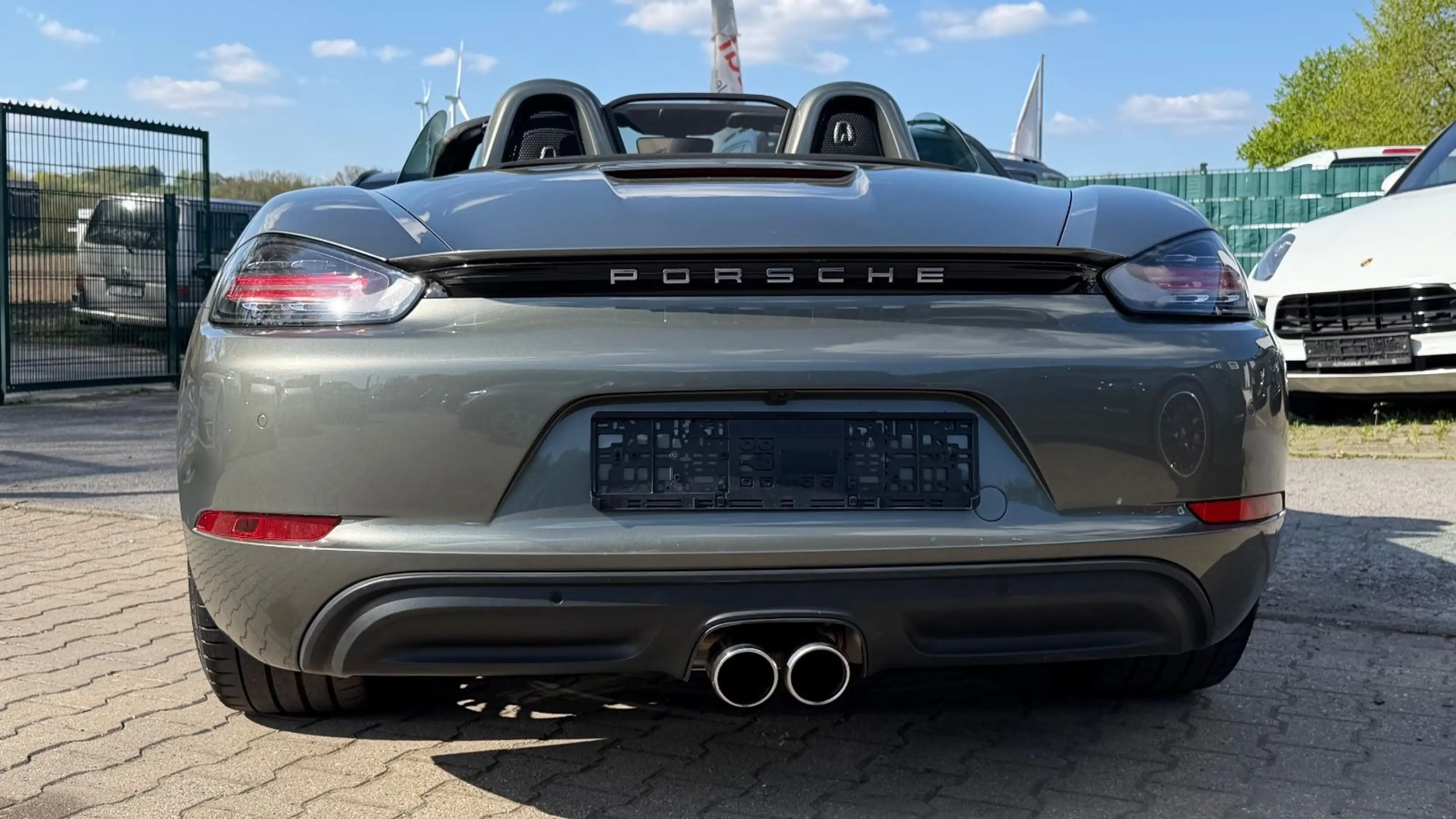 Porsche Boxster 718 Boxster|CHRONO|PDK|SITZB|KAM — photo 12