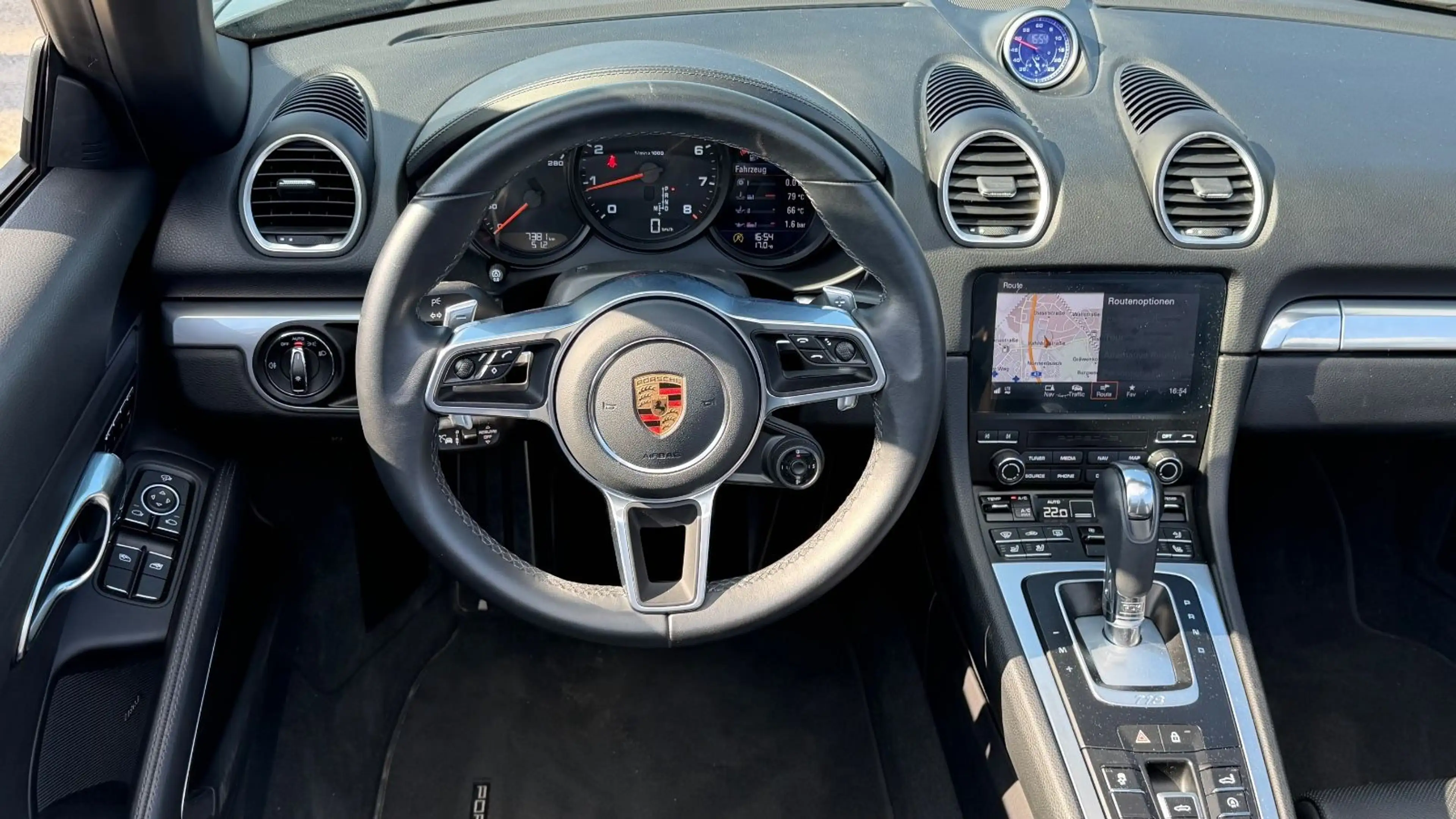 Porsche Boxster 718 Boxster|CHRONO|PDK|SITZB|KAM — photo 15