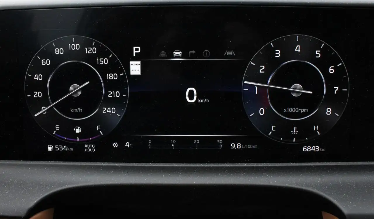 Kia Seltos снимка Kia Seltos