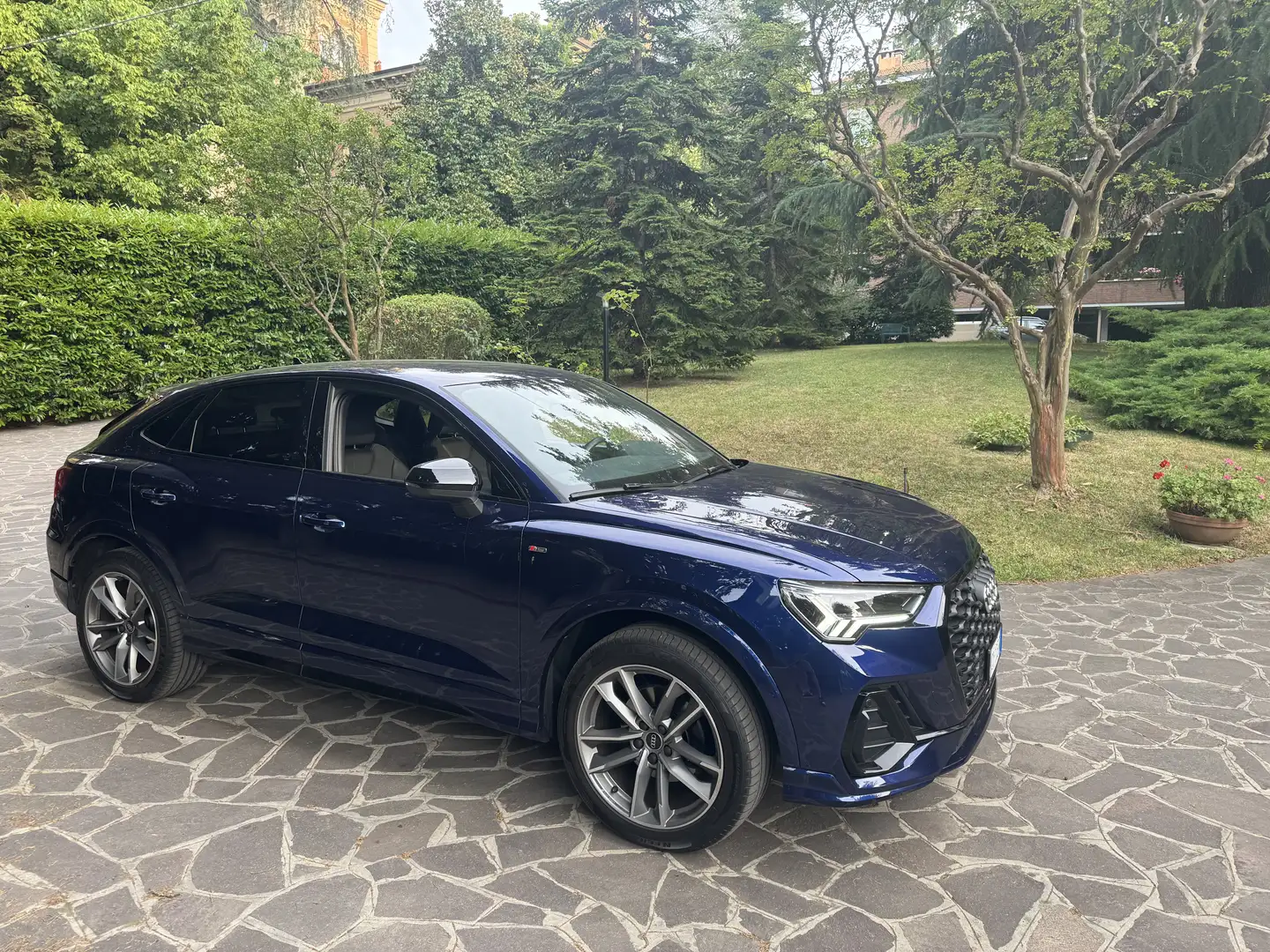 Audi Q3 Sportback S-line Blu/Azzurro - 1