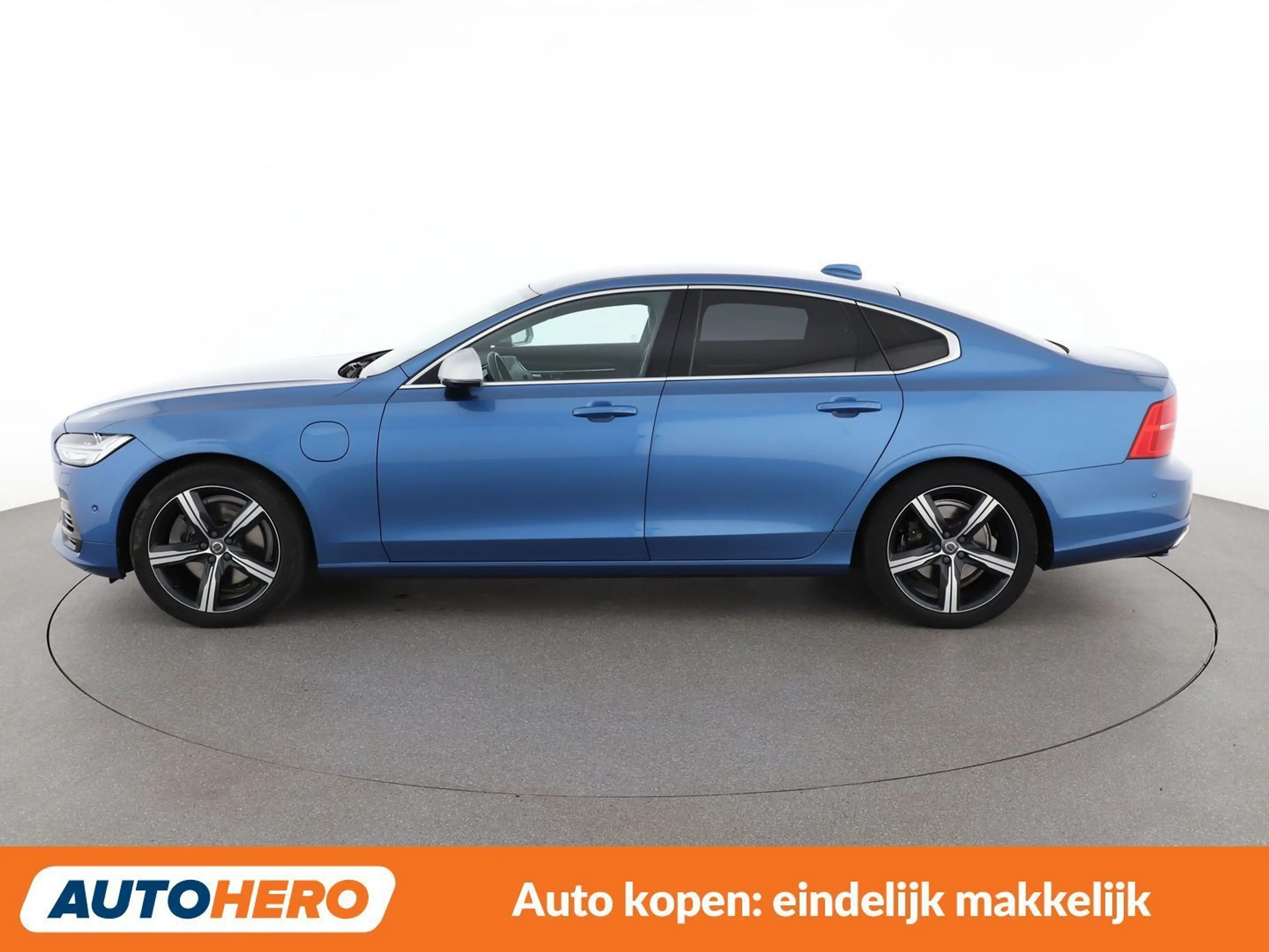 Volvo S90 2.0 T8 Plug-in Hybrid R-Design AWD — photo 3