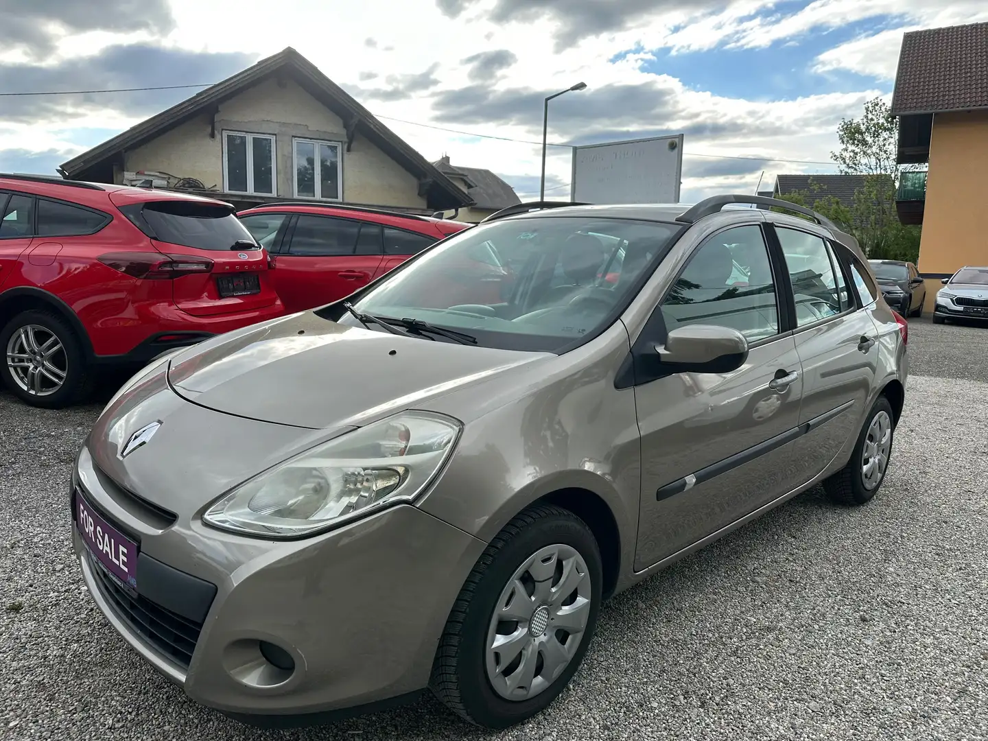 Renault Clio Authentique Braun - 2