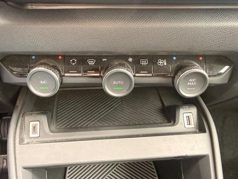 Citroen C4 Feel / GPS / Carplay — photo 10