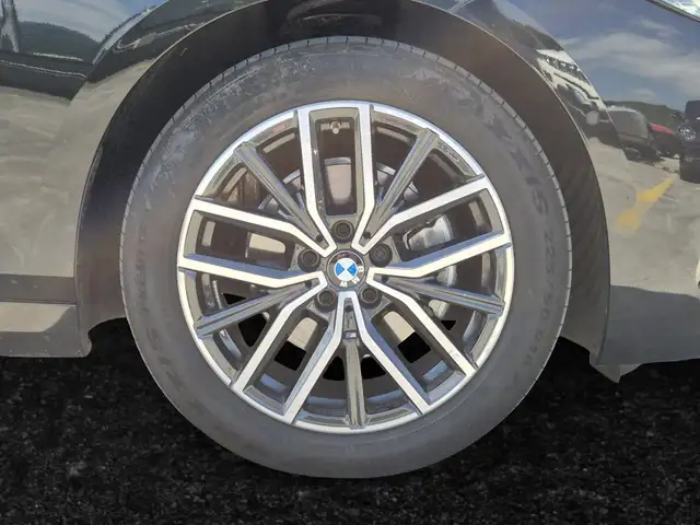 BMW 2 Series view 13