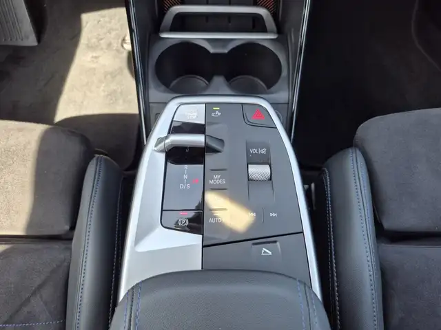 BMW 2 Series view 10