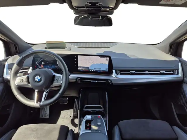 BMW 2 Series view 8