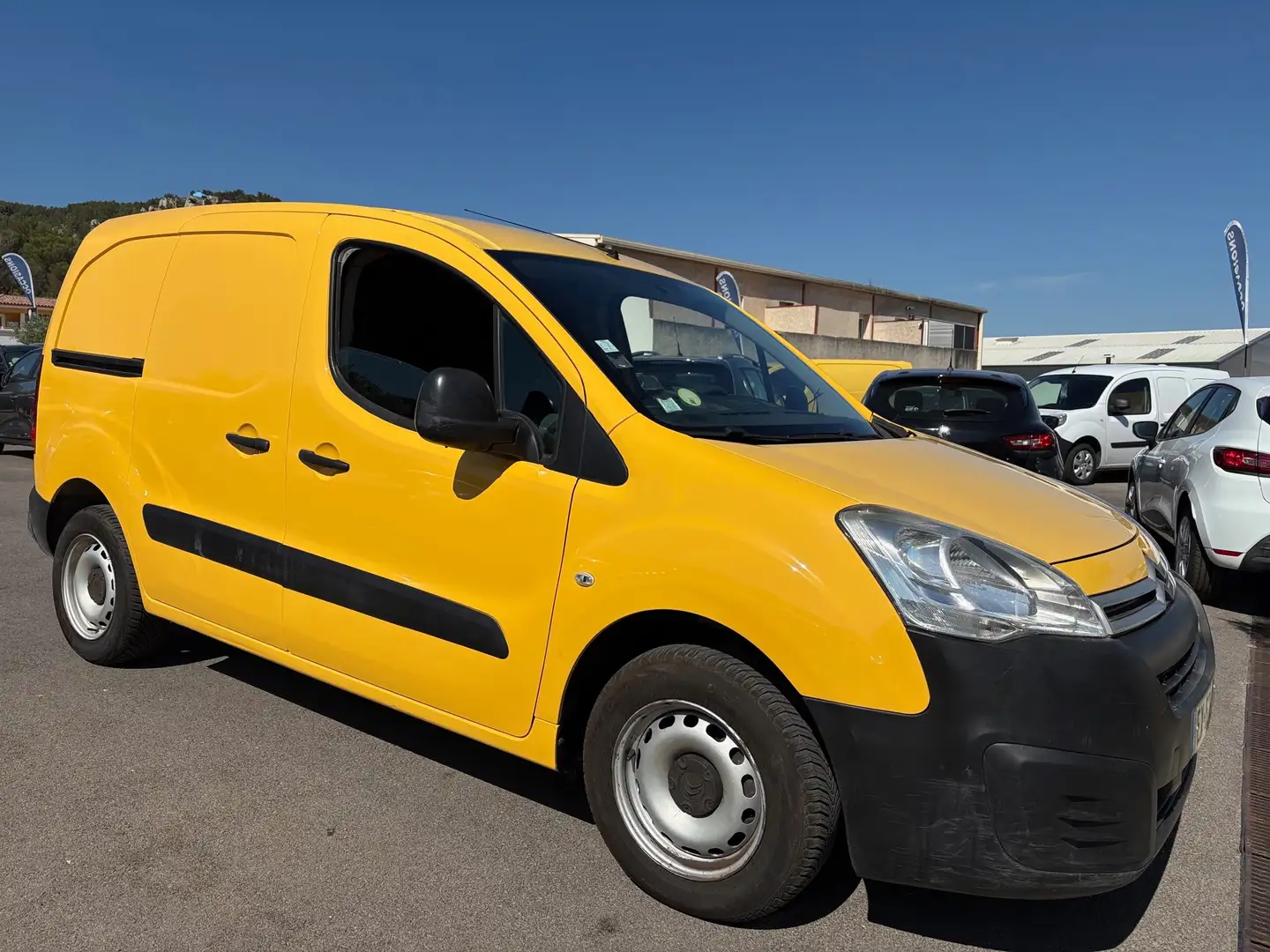 Citroen Berlingo M BLUEHDI 100ch Boite Auto 3 PL Jaune - 1