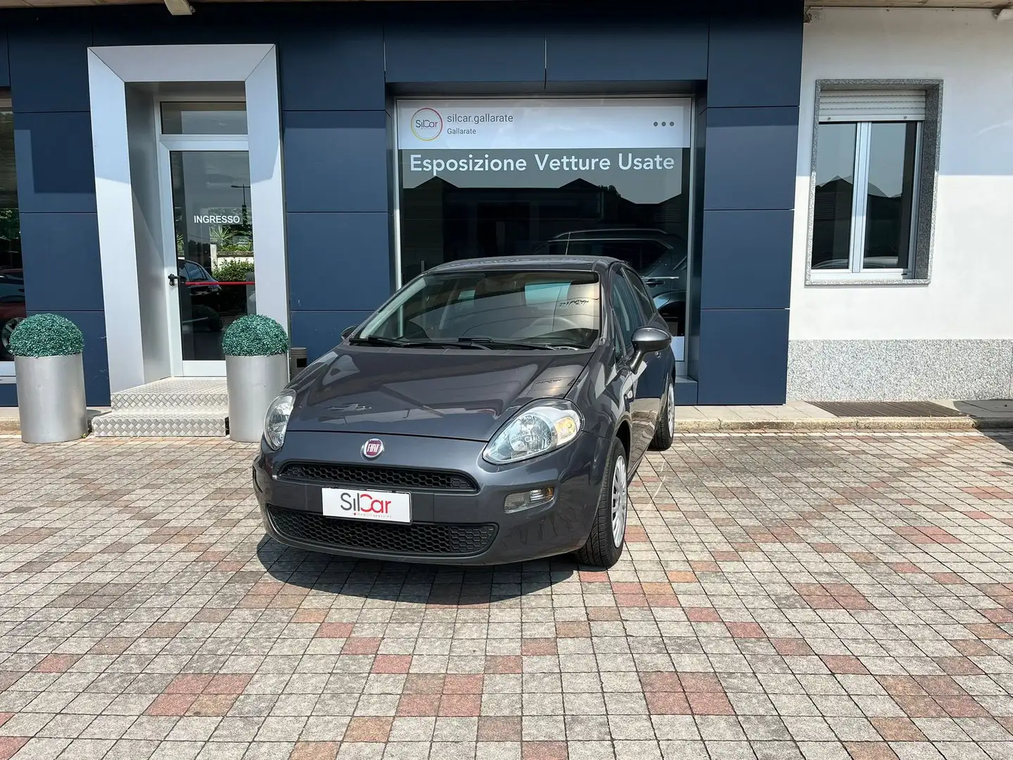 Fiat Punto Punto 1.2 8V 5 porte Easy Gris - 1