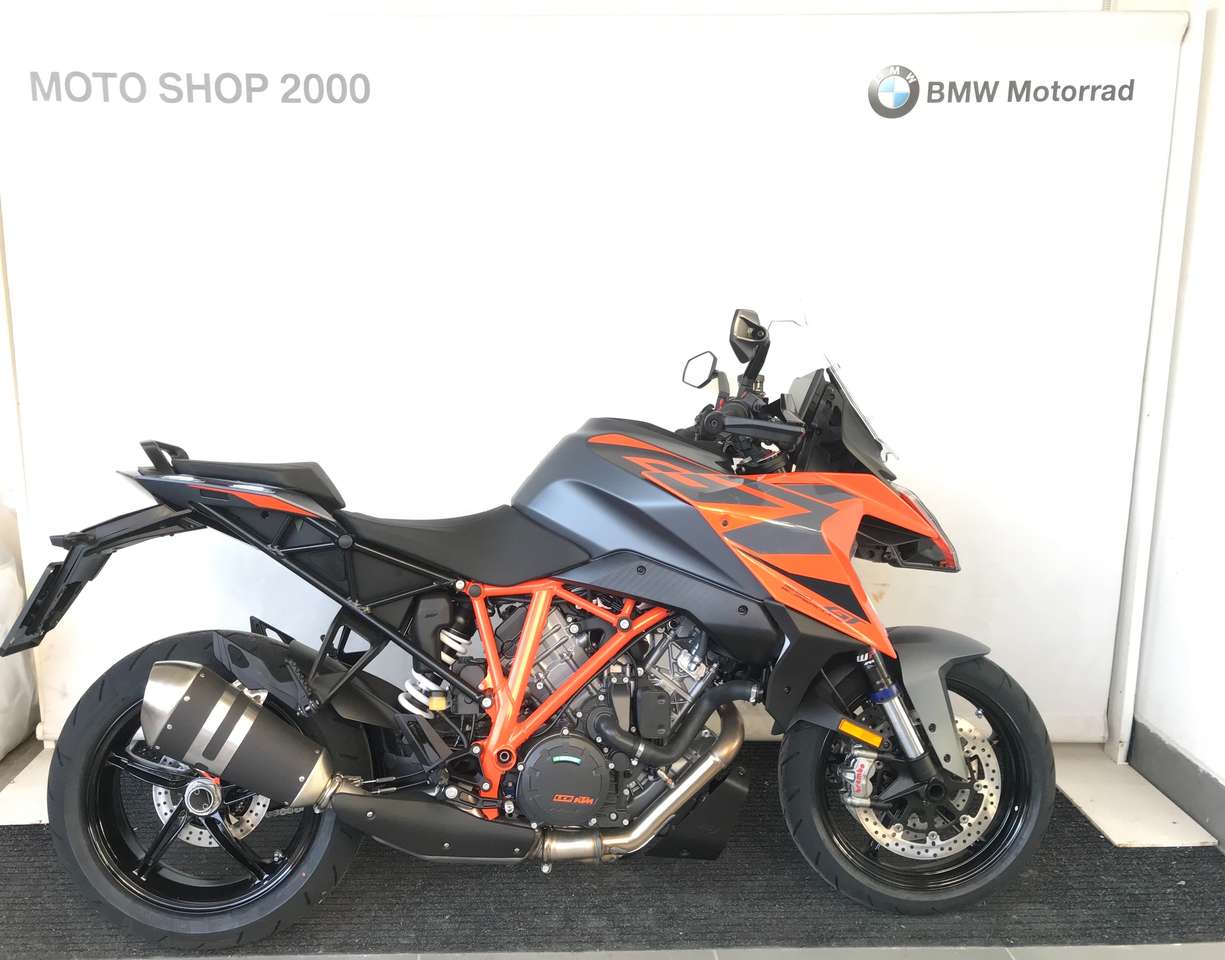 KTM 1290 Super Duke GT
