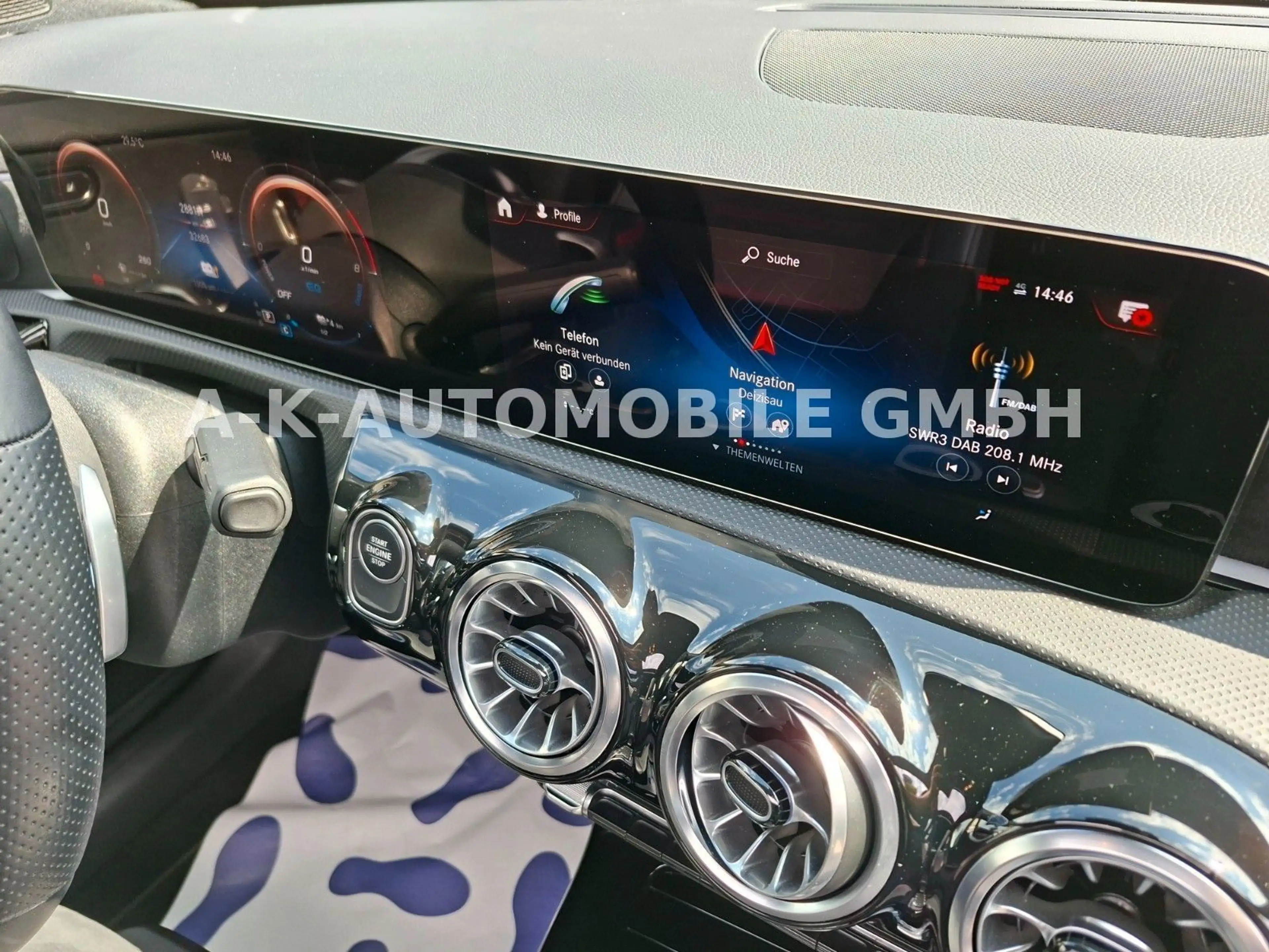 Mercedes-Benz A 250 e AMG Line — photo 15