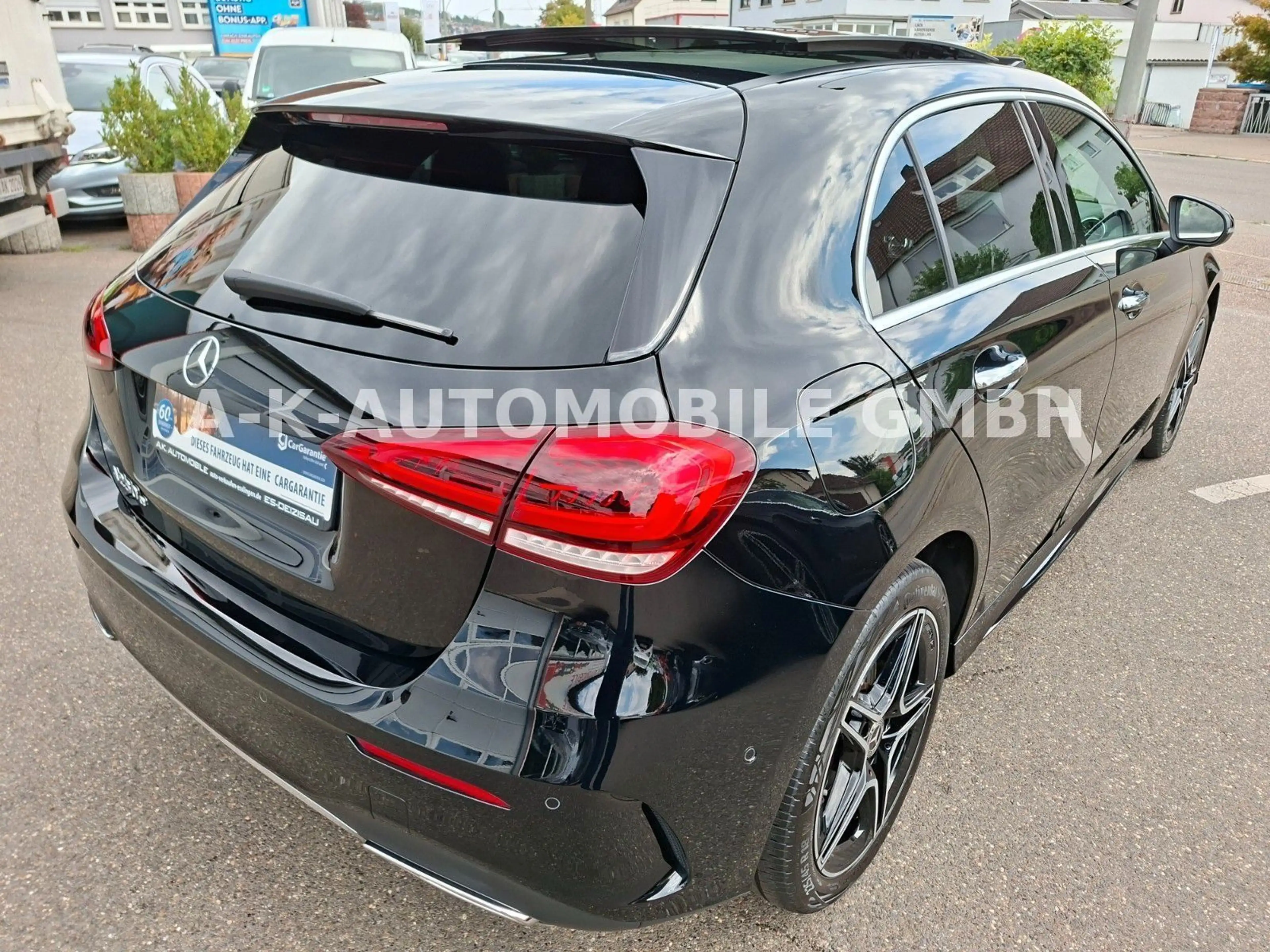 Mercedes-Benz A 250 e AMG Line — photo 11