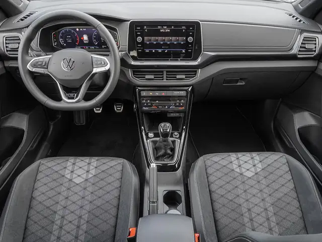 Volkswagen T-Cross view 10