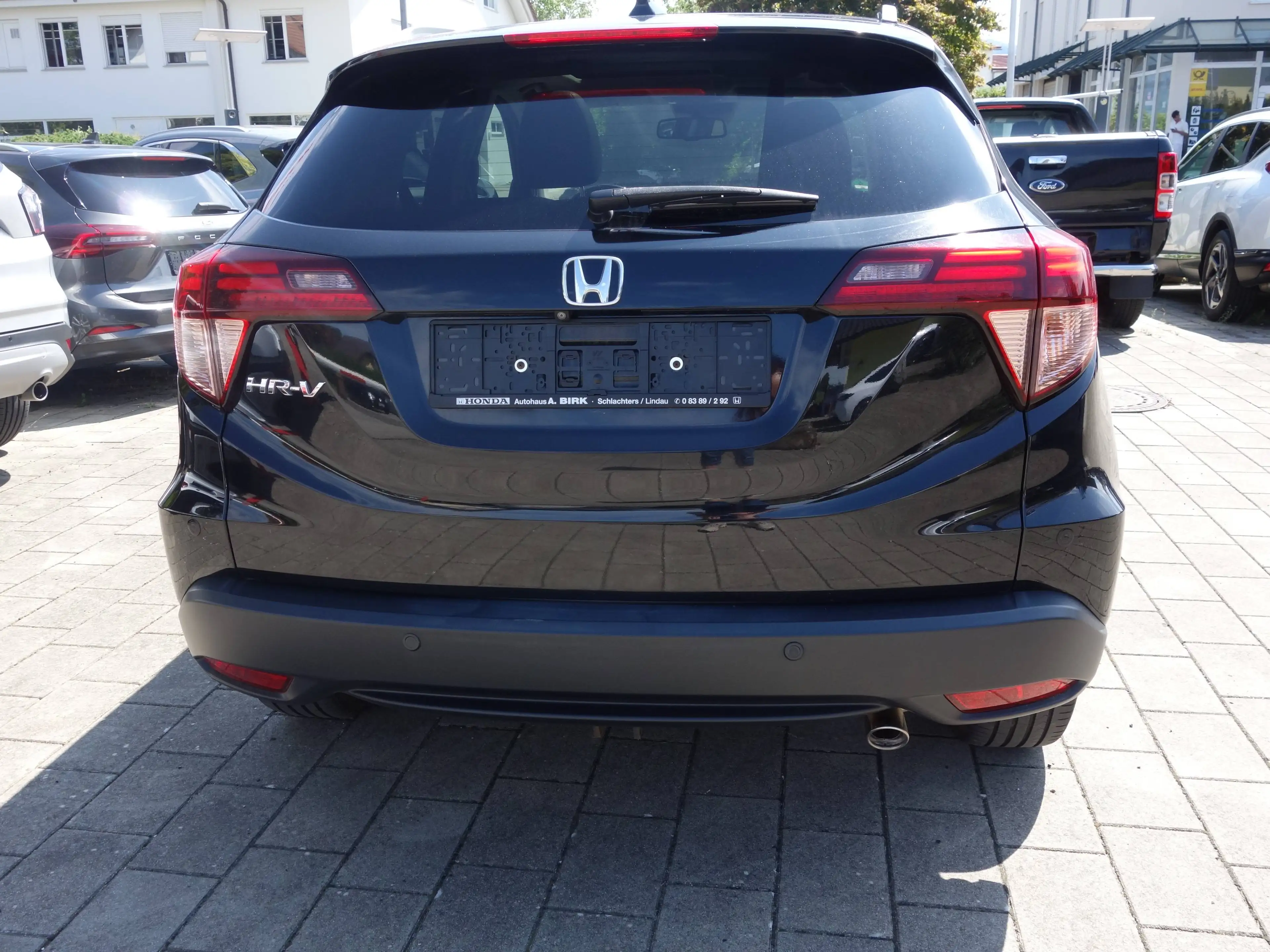 Honda HR-V Executive — photo 2