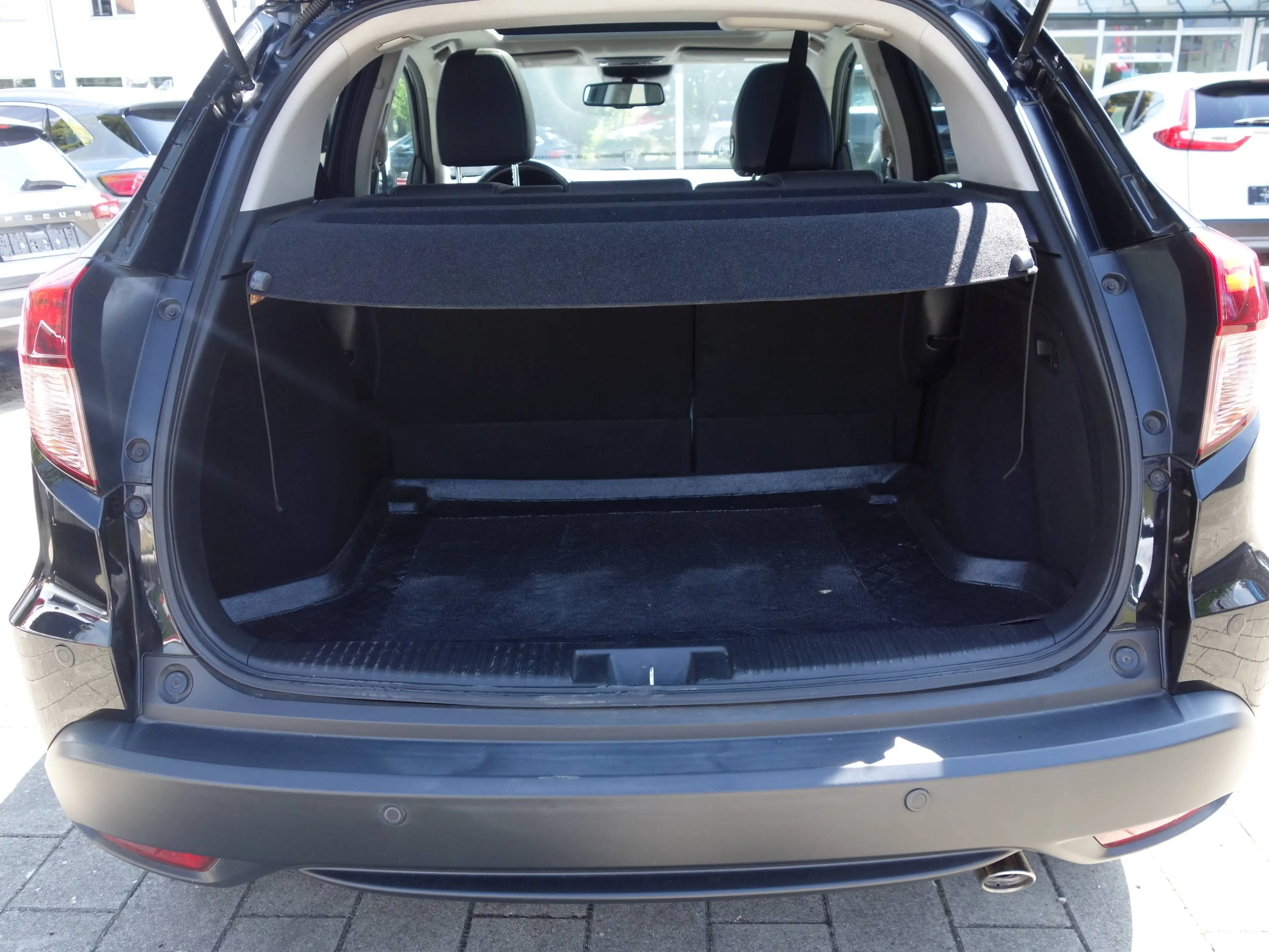 Honda HR-V Executive — photo 9
