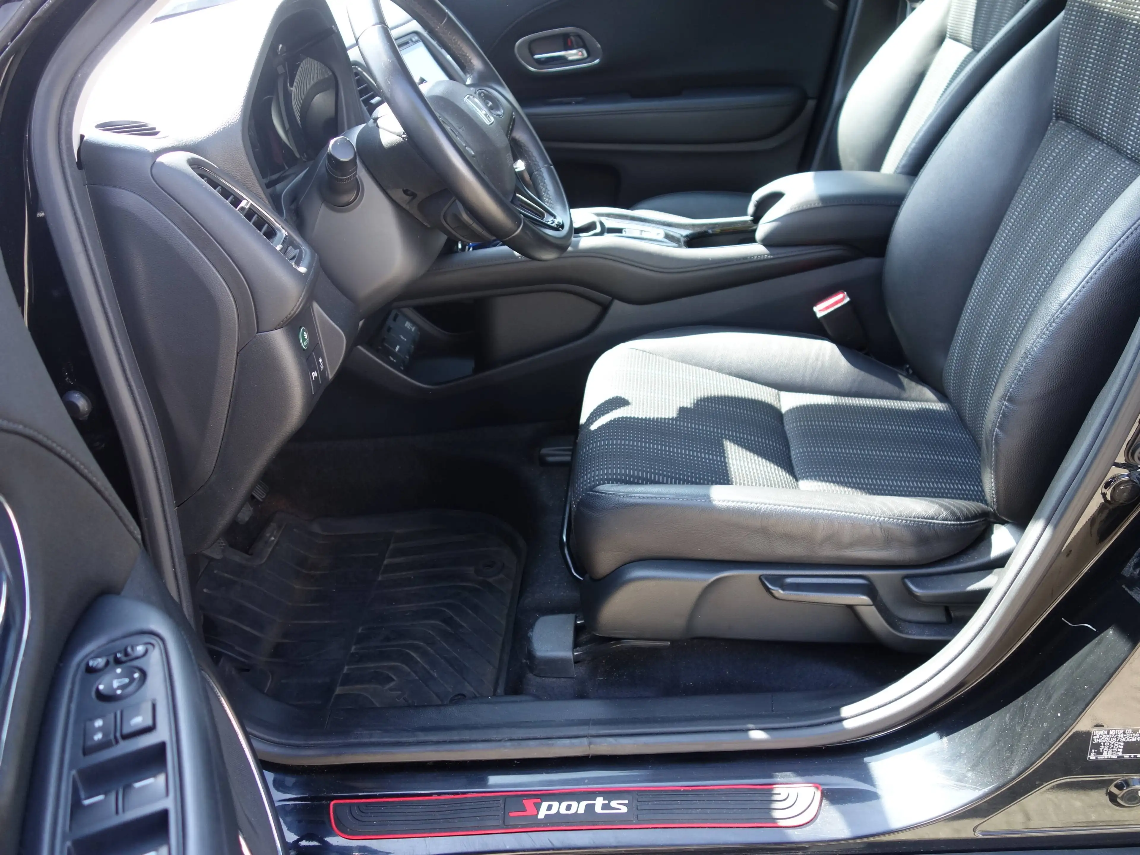 Honda HR-V Executive — photo 5