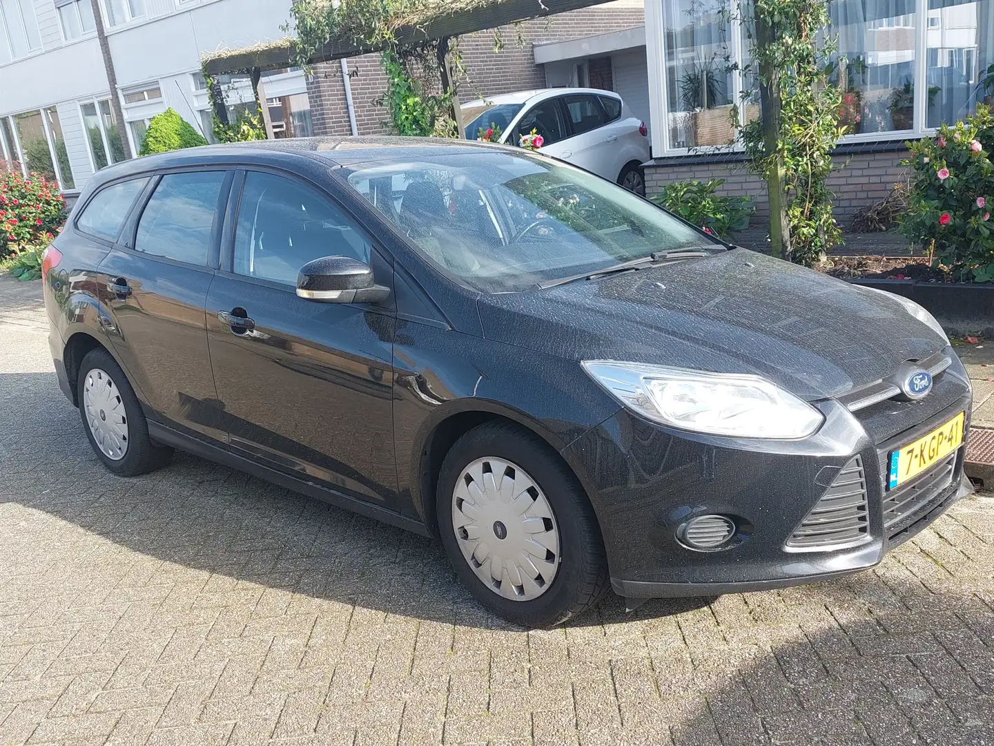 Ford Focus 1.6 TDCI Trend Zwart - 2