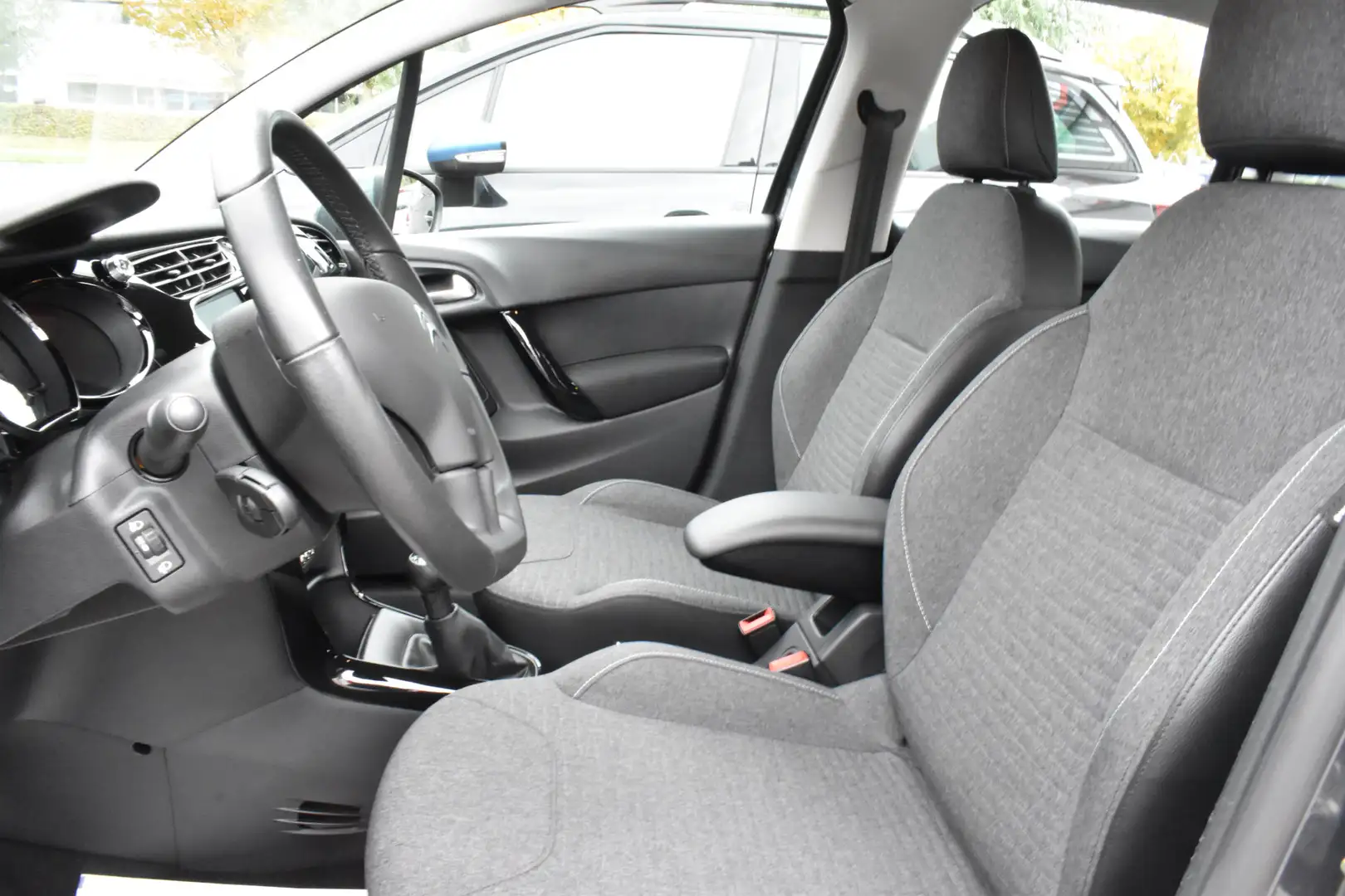 Citroen C3 PureTech Collection Navi | Airco | Trekhaak | Park Grijs - 2