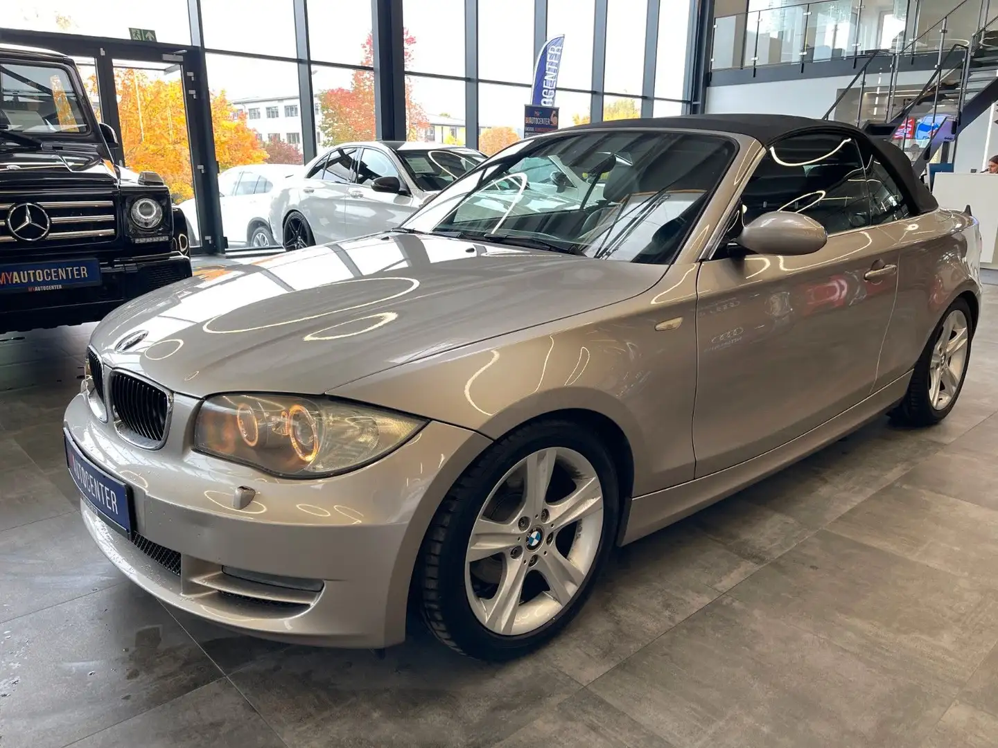 BMW 125 i Cabrio *2. Hand*Klima*Xenon*Navi*SHZ* Silber - 2
