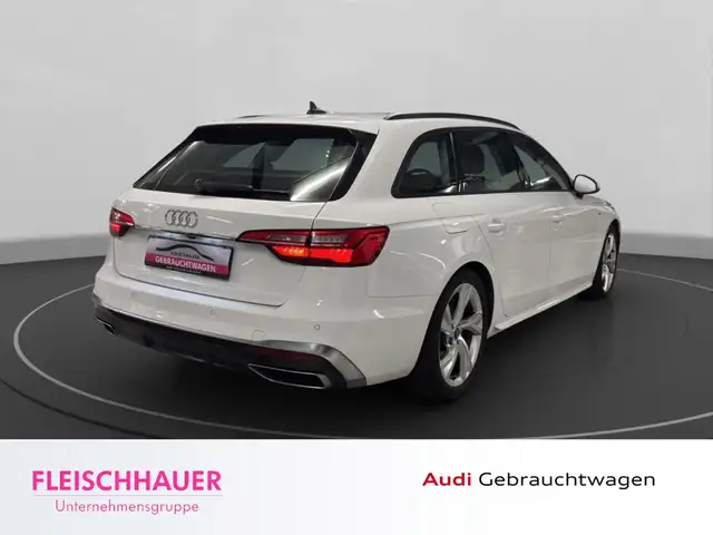 Audi A4 view 7