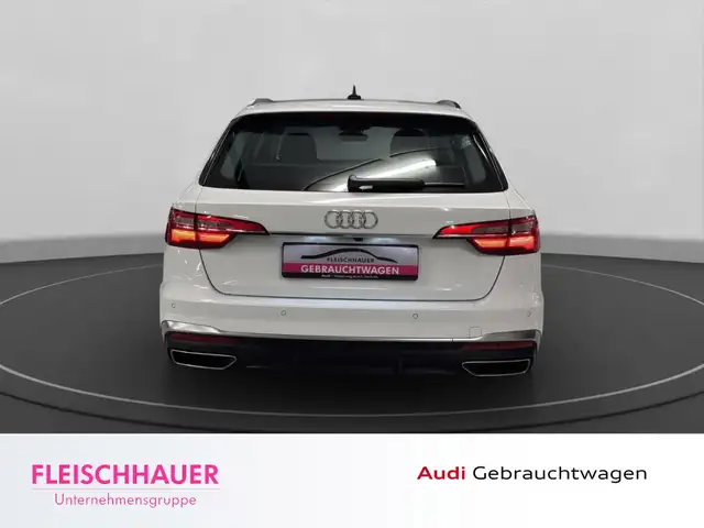 Audi A4 view 6