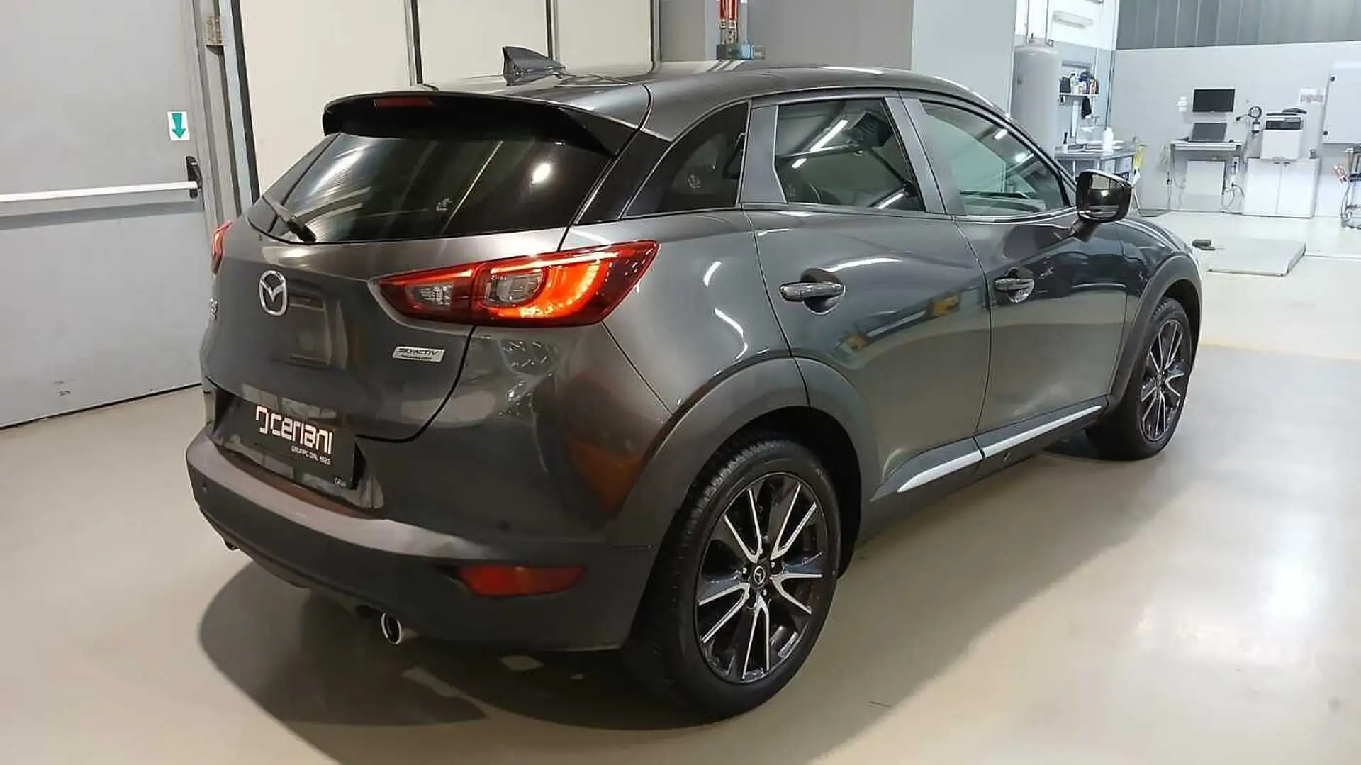 Mazda CX-3 1.5L Skyactiv-D AWD aut. Luxury Edition Gris - 2