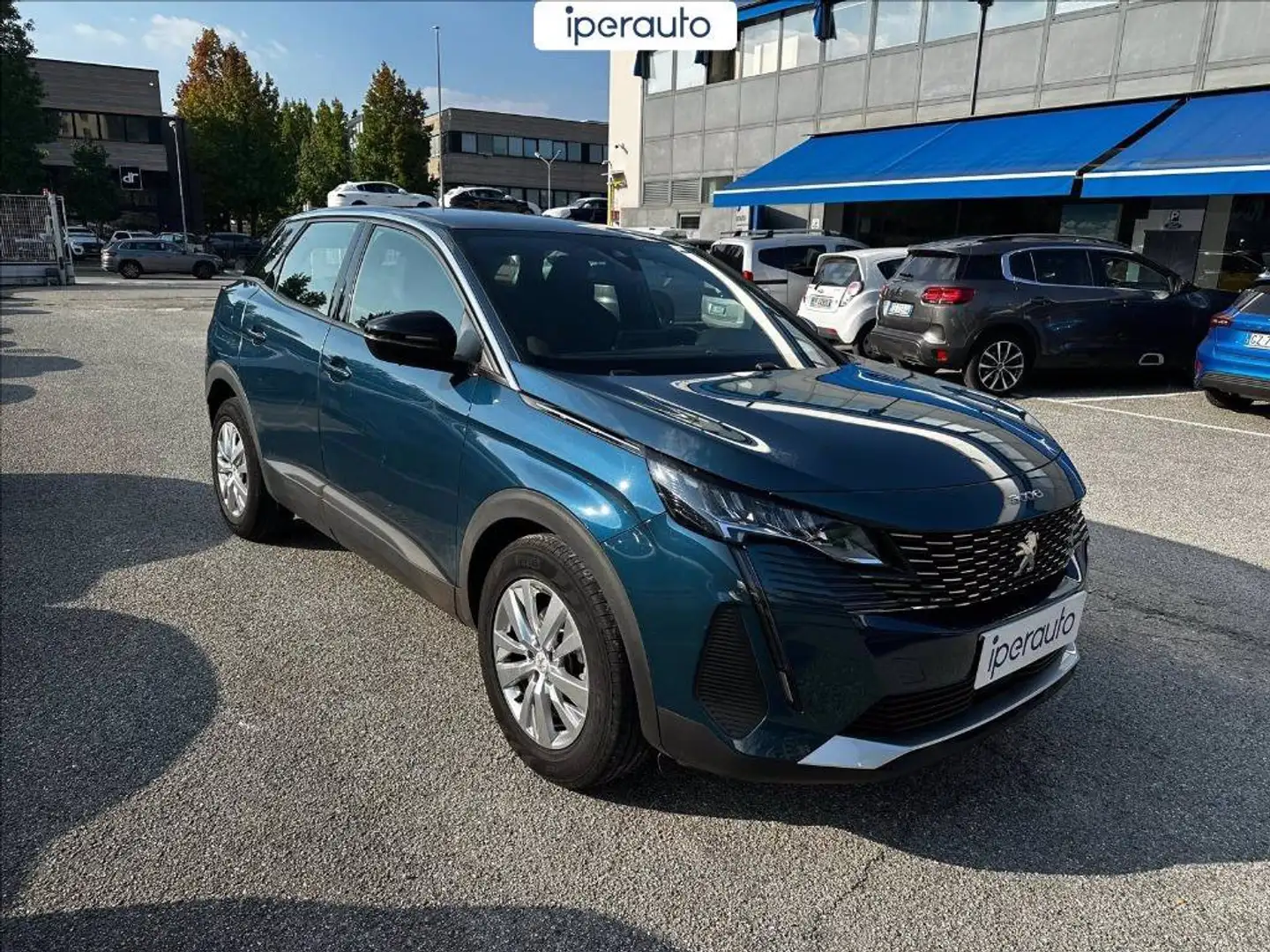 Peugeot 3008 1.2 puretech t Active s&s 130cv eat8 Blauw - 2