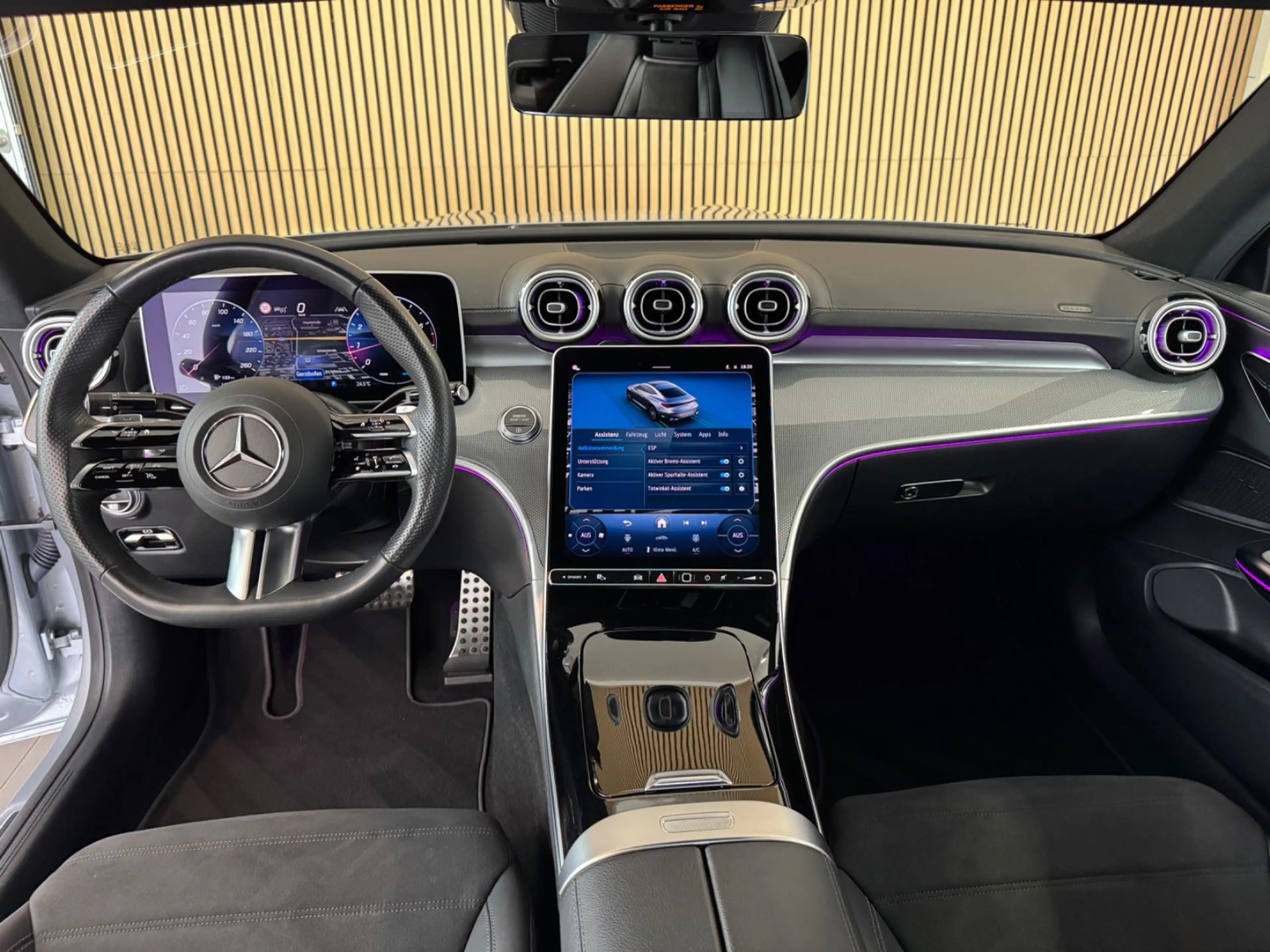 Mercedes-Benz CLE 200 CLE200 Coupé AMG Line *SENHEISER/360°/DISTR.-PRO — photo 13
