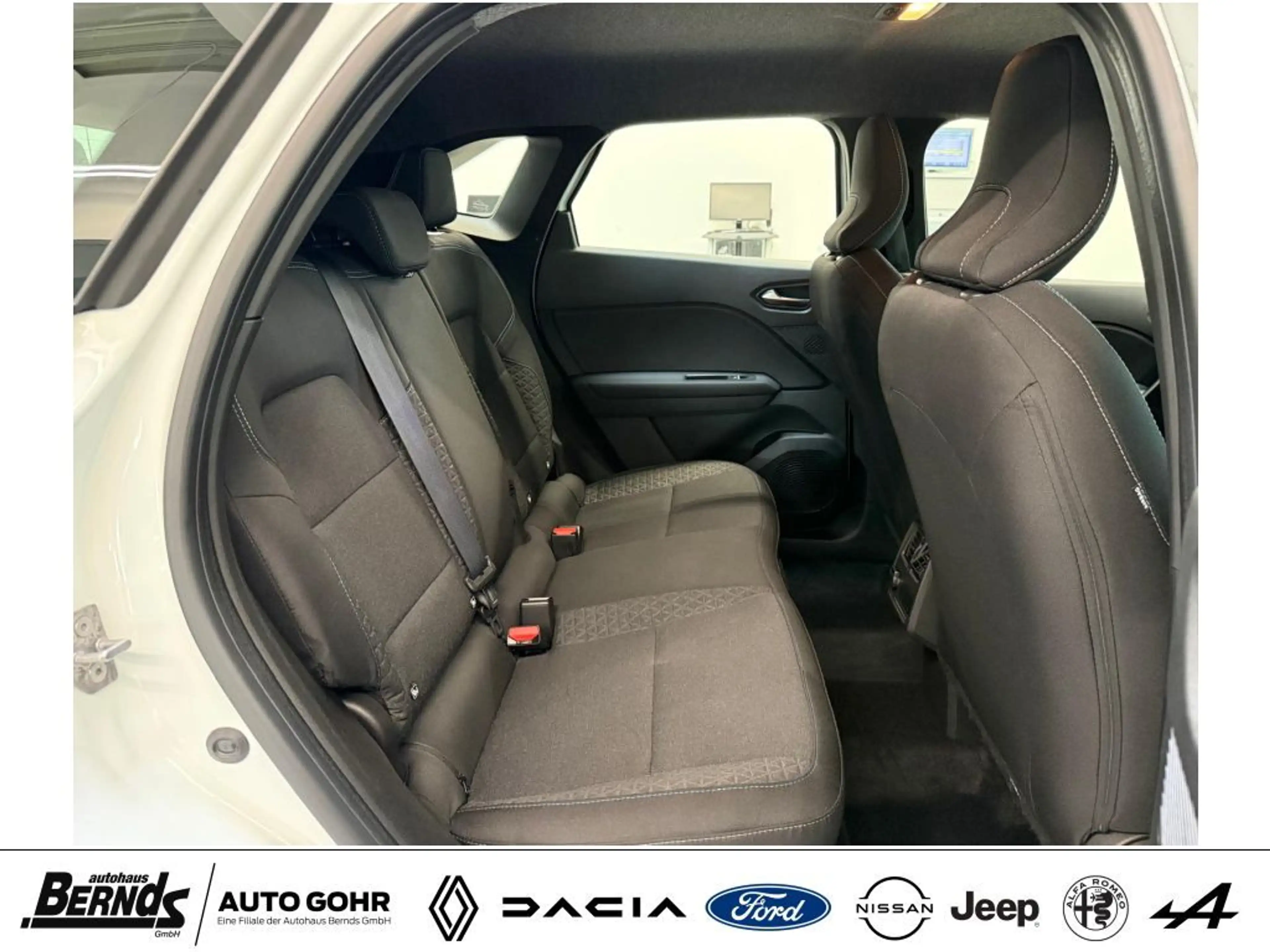 Renault Symbioz TCe Mild Hyb. 140 EVO OpenR Kamera Voll-LED Isofix — photo 4