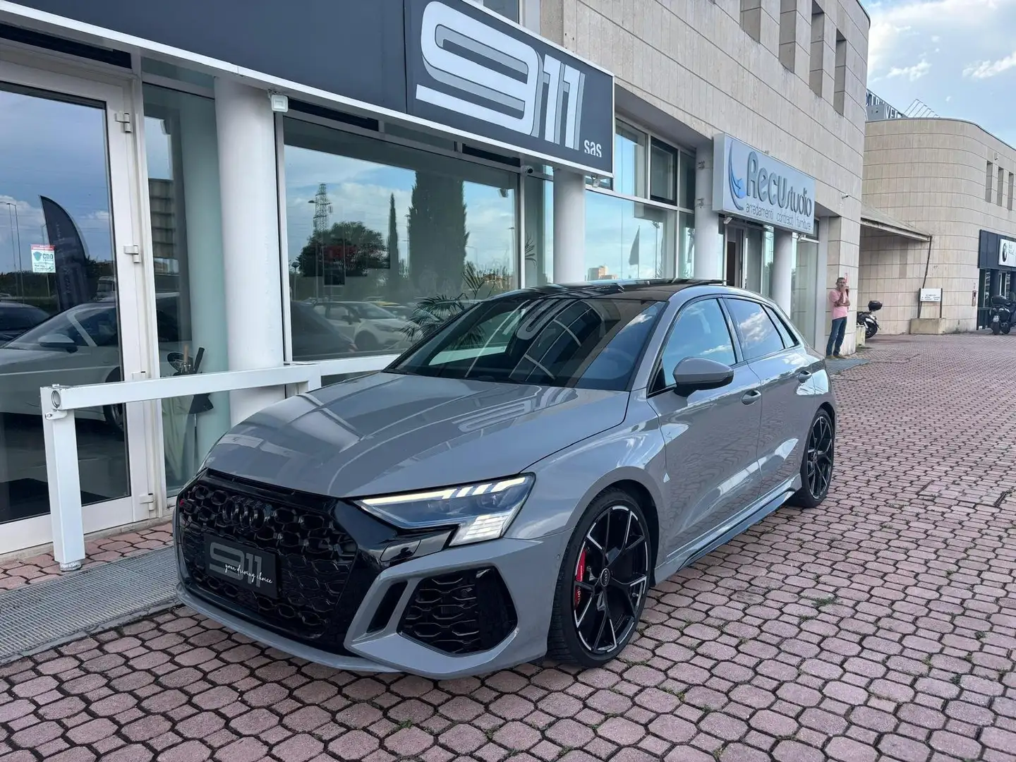Audi RS3 RS3 Sportback 2.5 tfsi quattro s-tronic Gris - 1