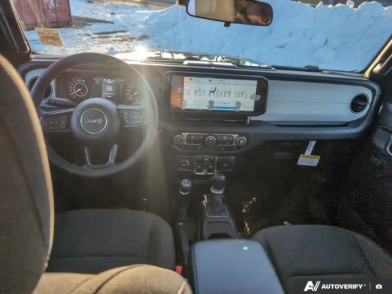 Jeep Gladiator снимка Jeep Gladiator
