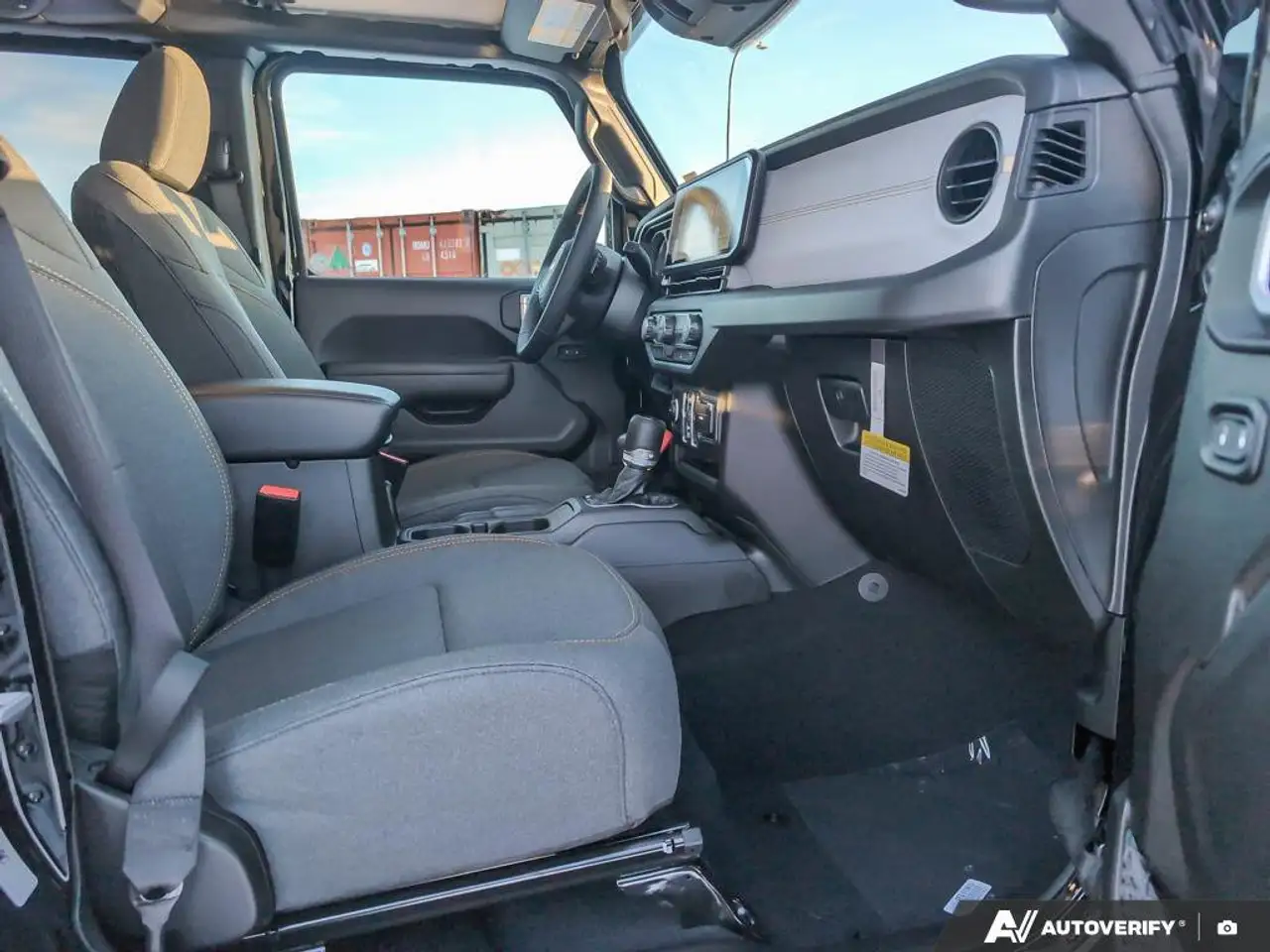 Jeep Gladiator снимка Jeep Gladiator