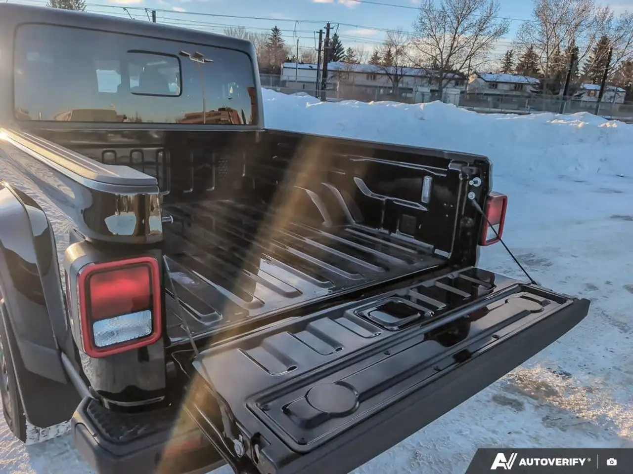 Jeep Gladiator снимка Jeep Gladiator