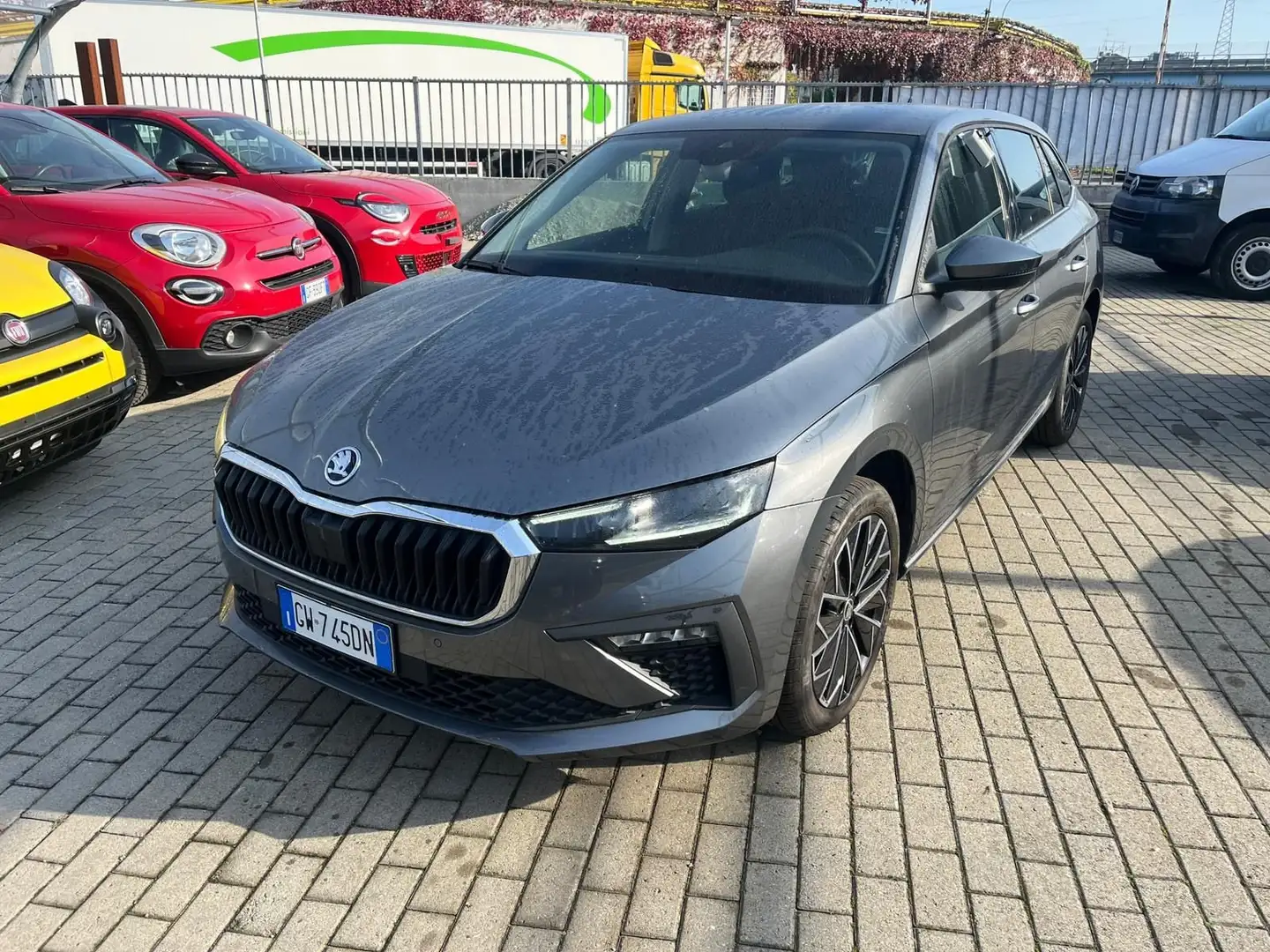 Skoda Scala Scala 1.0 TSI 115 CV DSG Selection Grau - 1