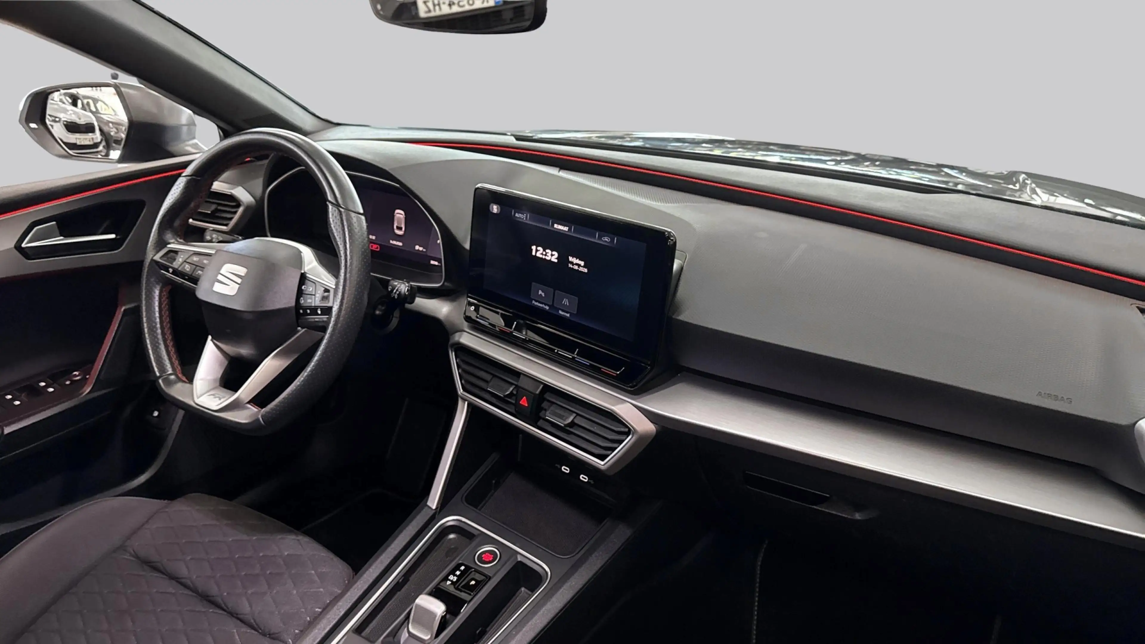 SEAT Leon e-Hybrid Sportstourer 1.4 TSI eHybrid PHEV FR Business Inte — photo 15