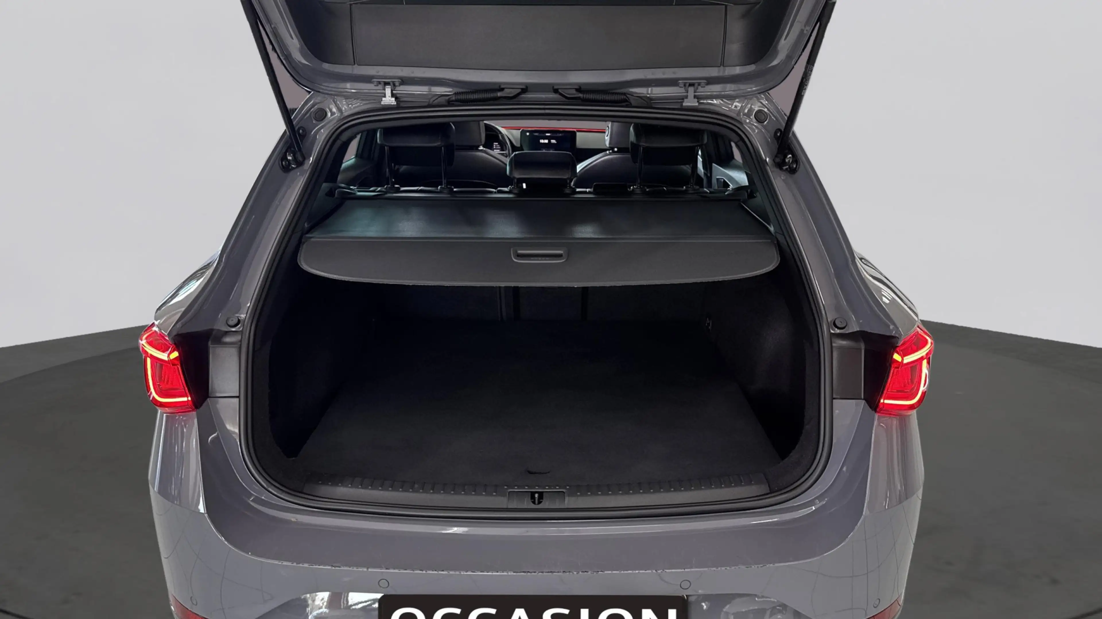 SEAT Leon e-Hybrid Sportstourer 1.4 TSI eHybrid PHEV FR Business Inte — photo 13