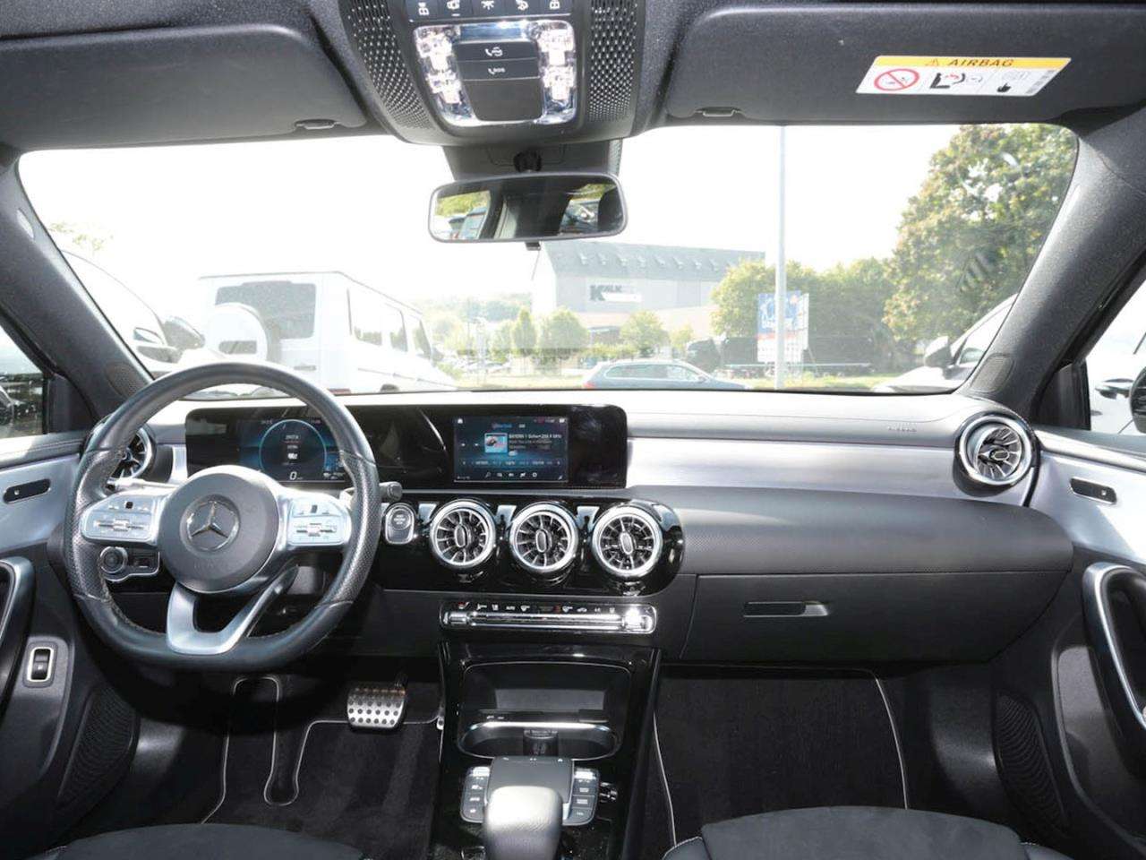 Mercedes-Benz A 250