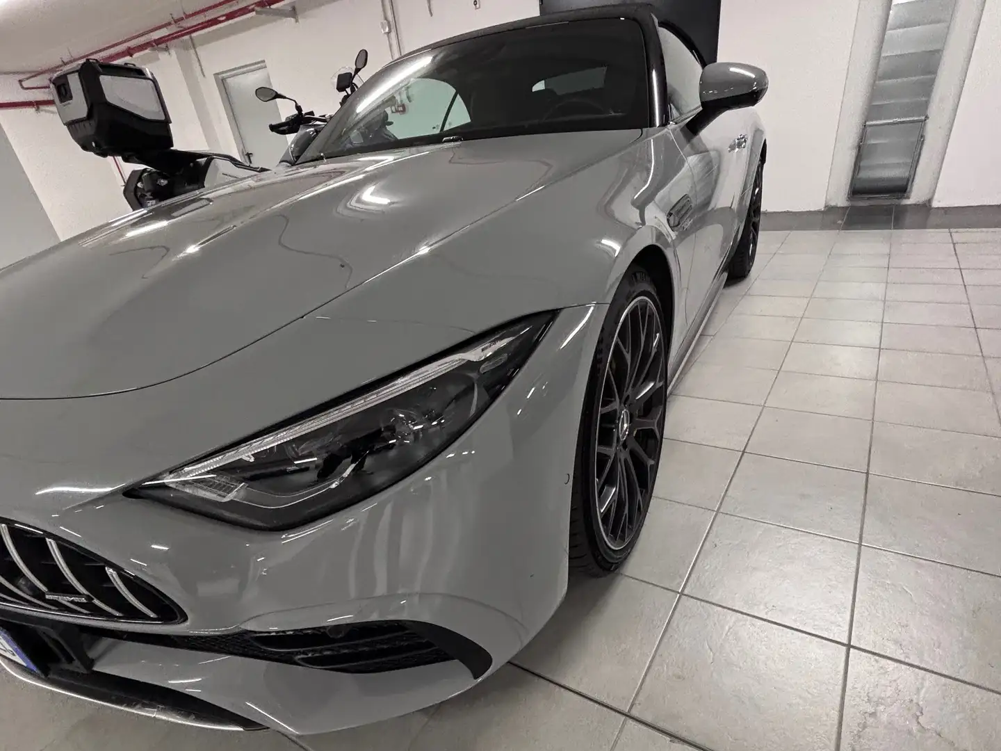 Mercedes-Benz SL 43 AMG AMG SL - R232 Premium 381cv auto Gri - 1