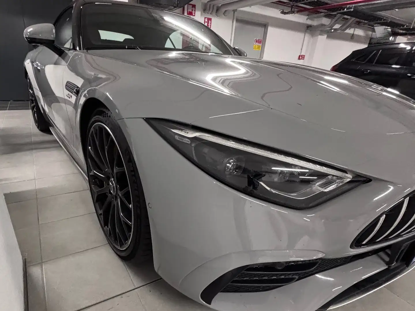 Mercedes-Benz SL 43 AMG AMG SL - R232 Premium 381cv auto Gri - 2
