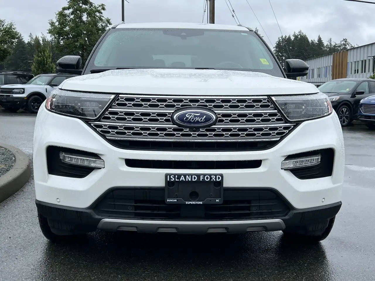 Ford Explorer снимка Ford Explorer