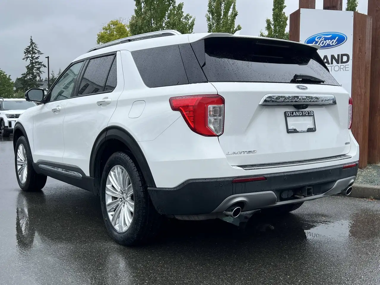 Ford Explorer снимка Ford Explorer